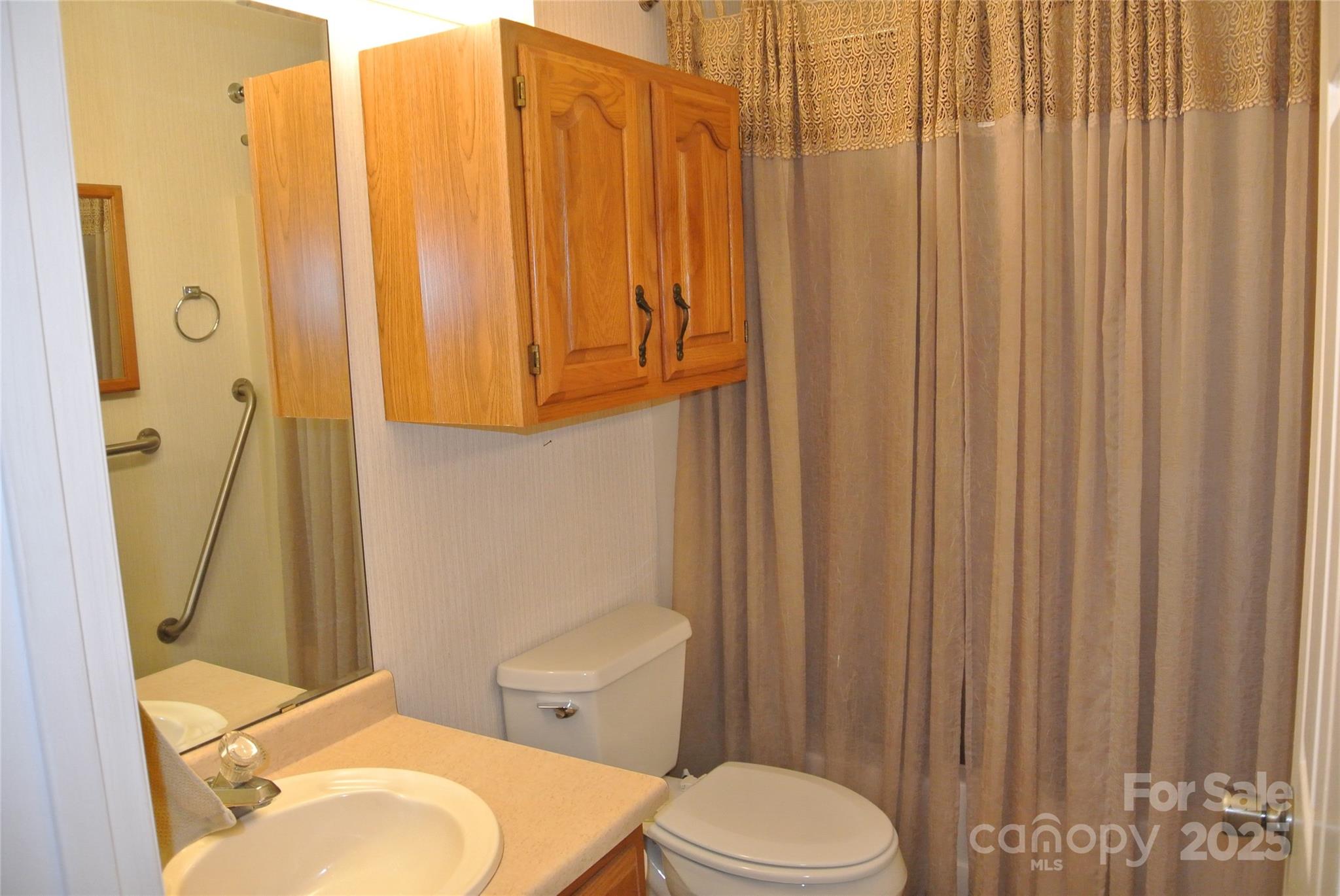 112 Holly Court — Bostic