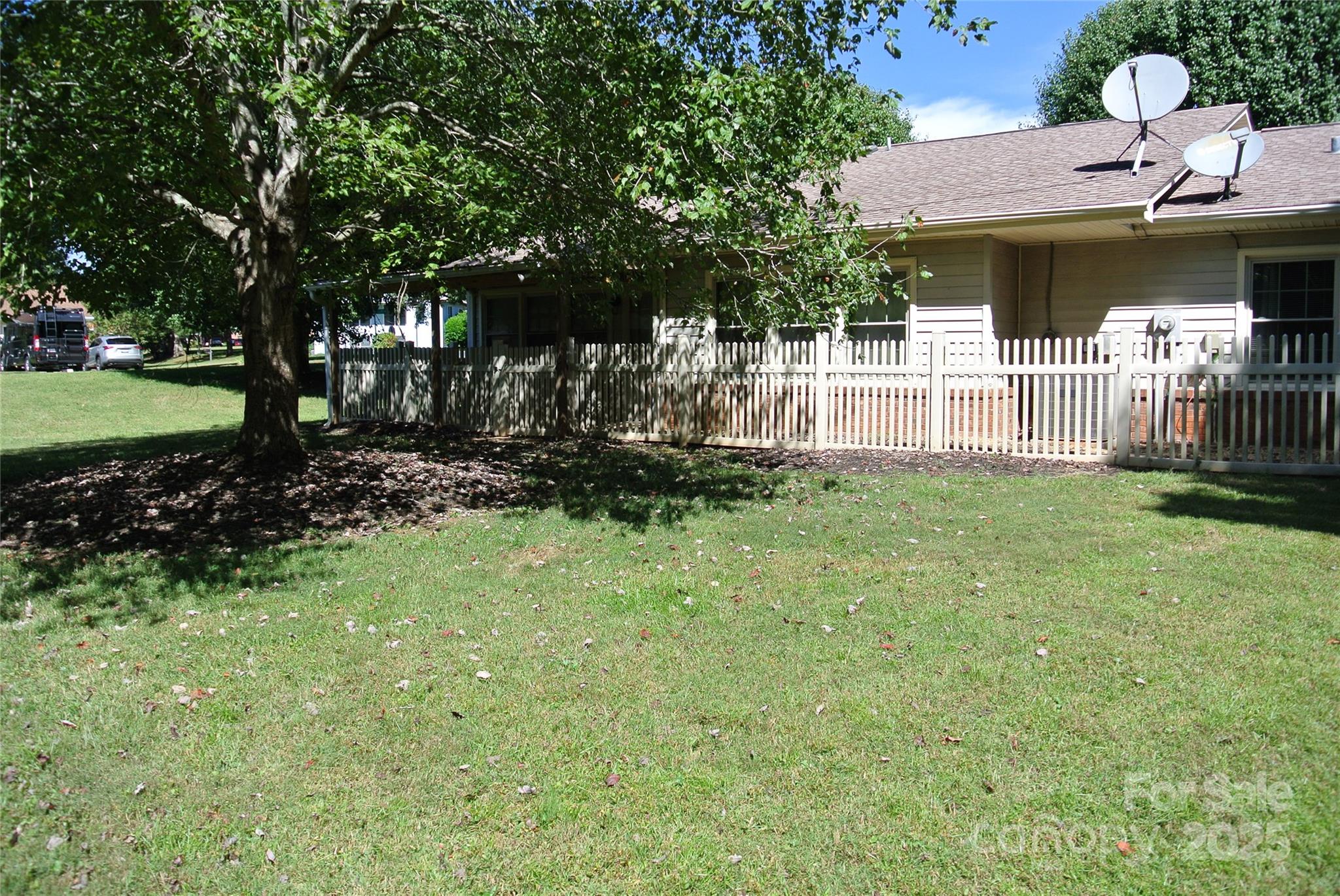 112 Holly Court — Bostic