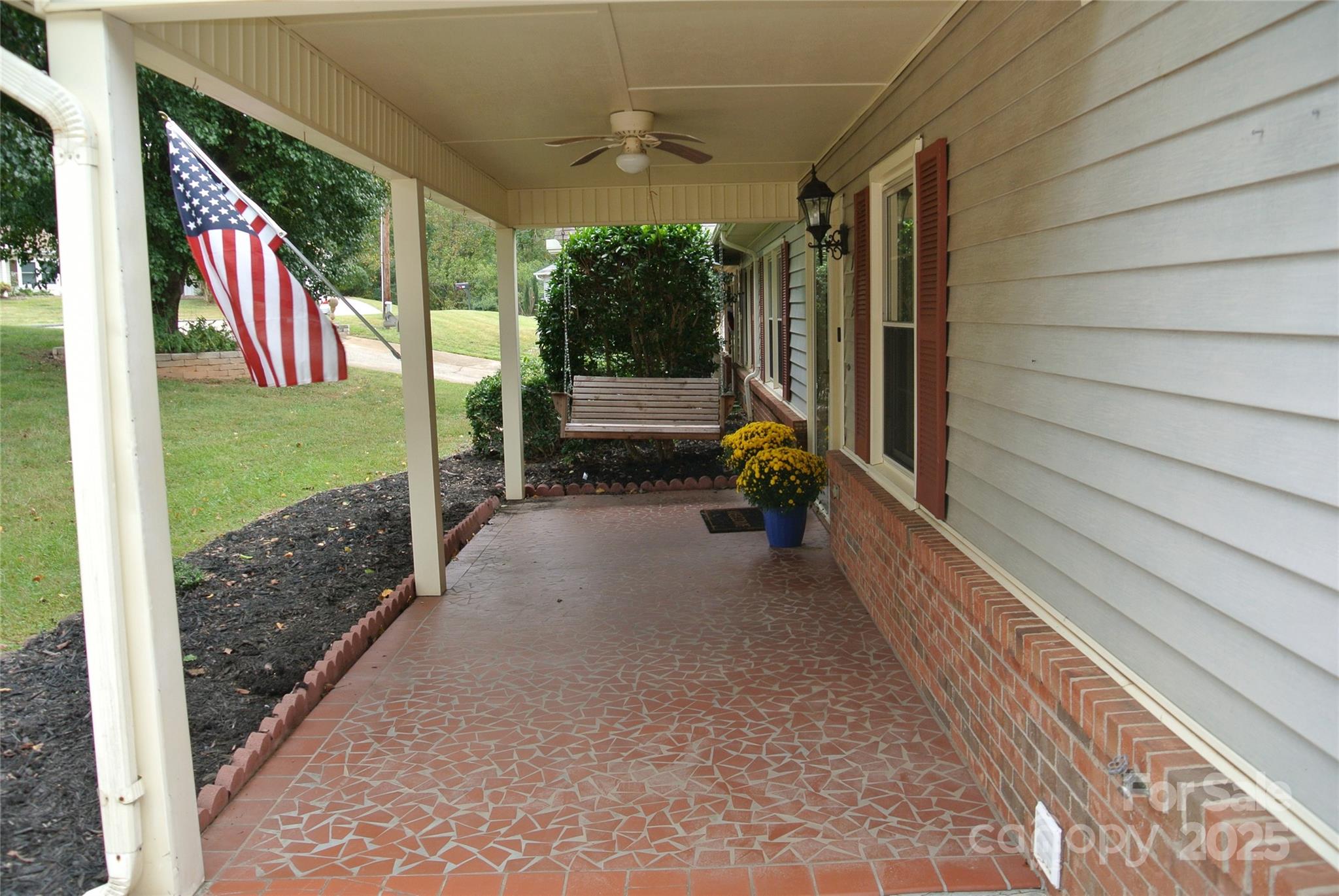 112 Holly Court — Bostic