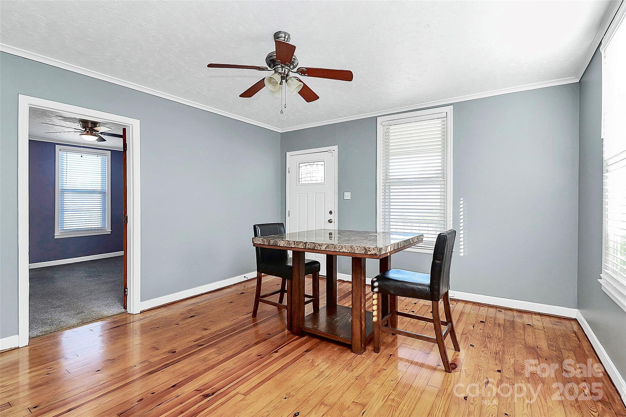 511 W Elliott Street — Chester