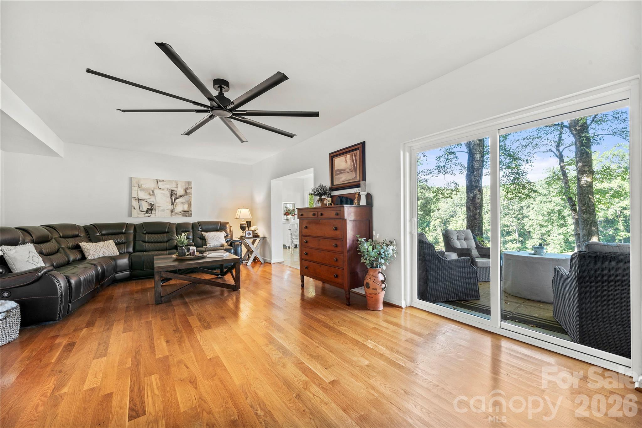 12 Cove Road — Clover