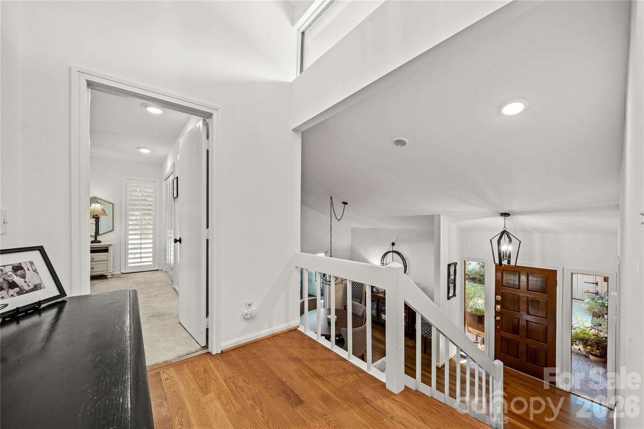 12 Cove Road — Clover
