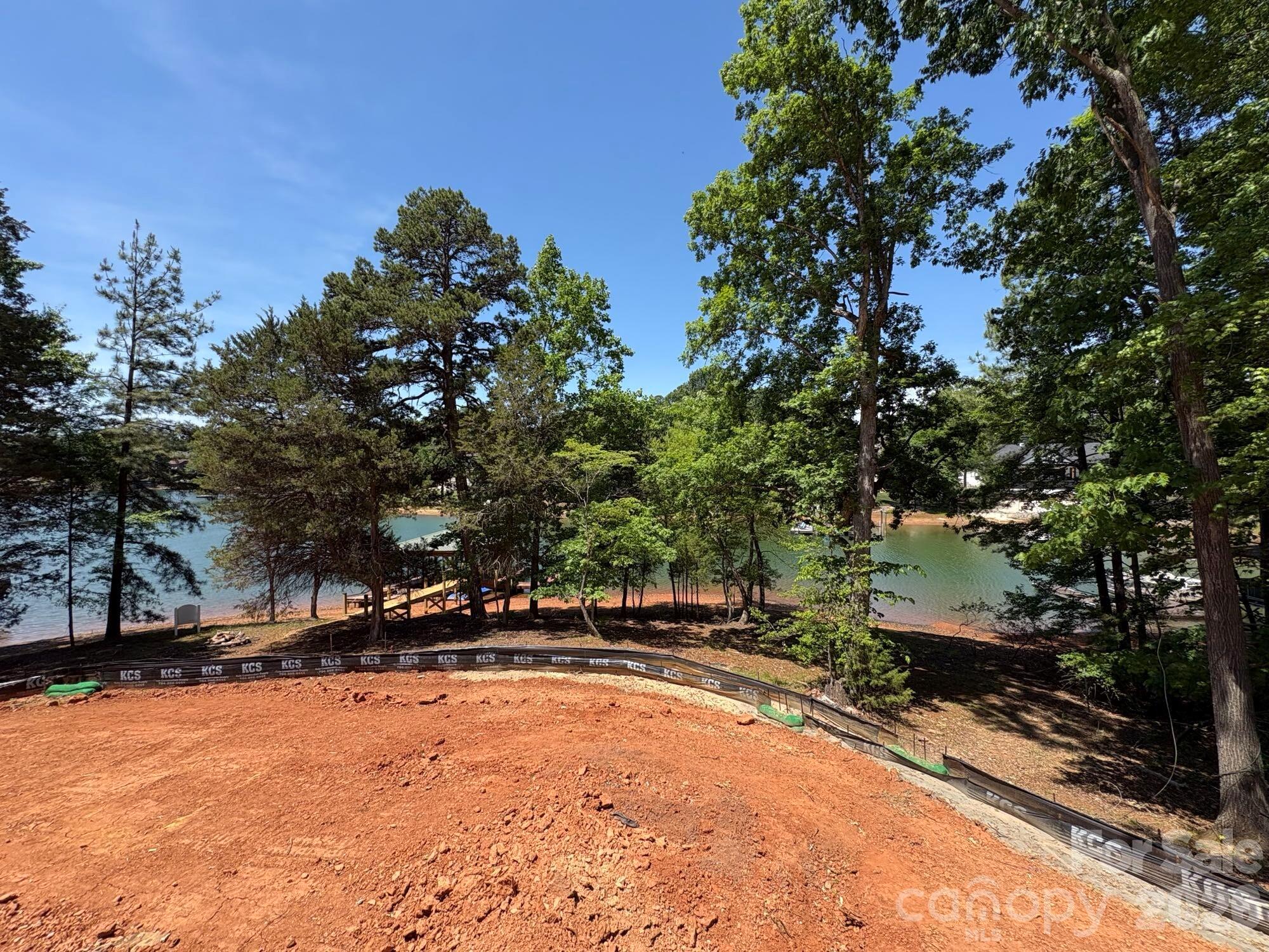 505 Kemp Road — Mooresville
