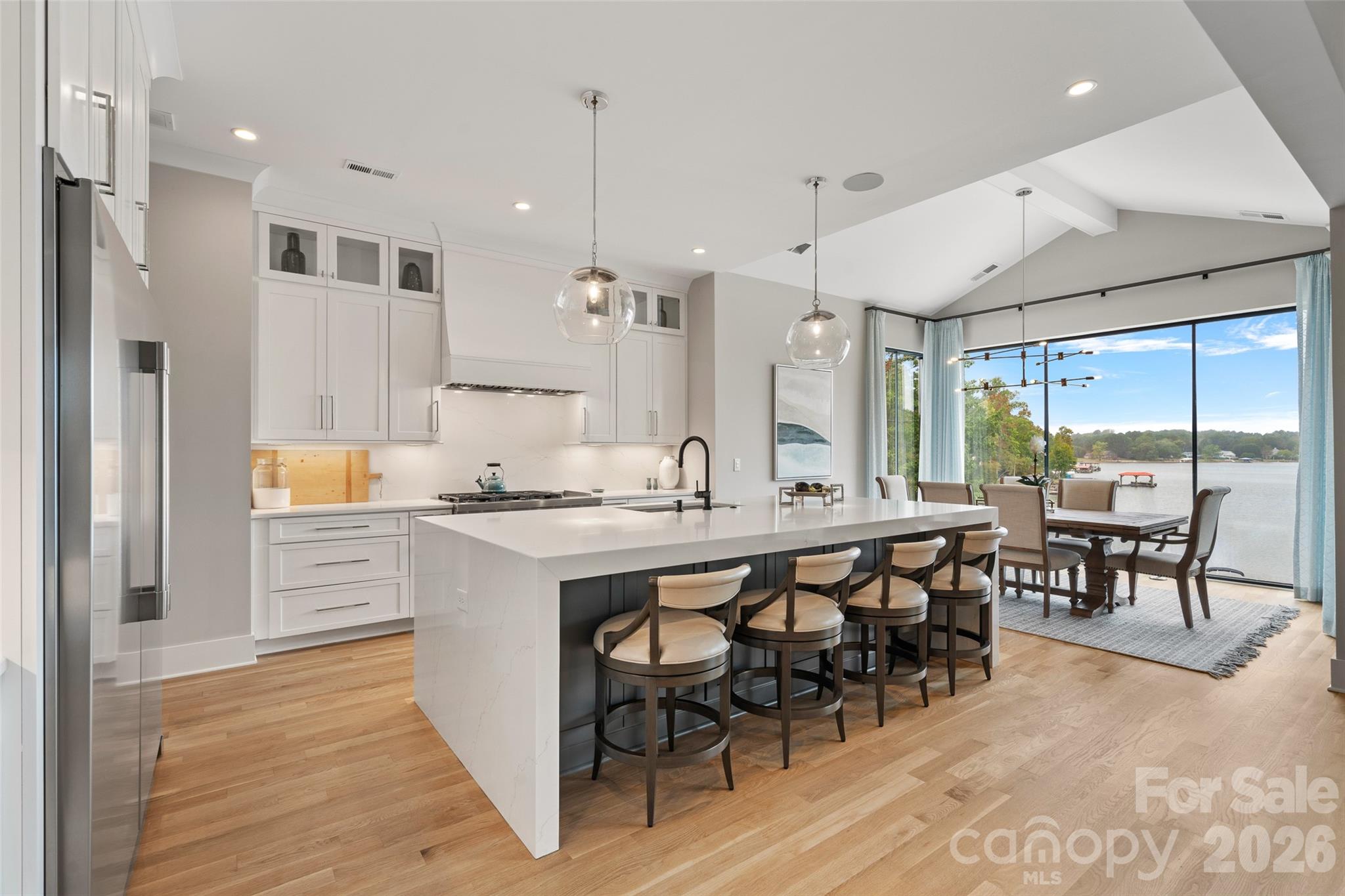 505 Kemp Road — Mooresville