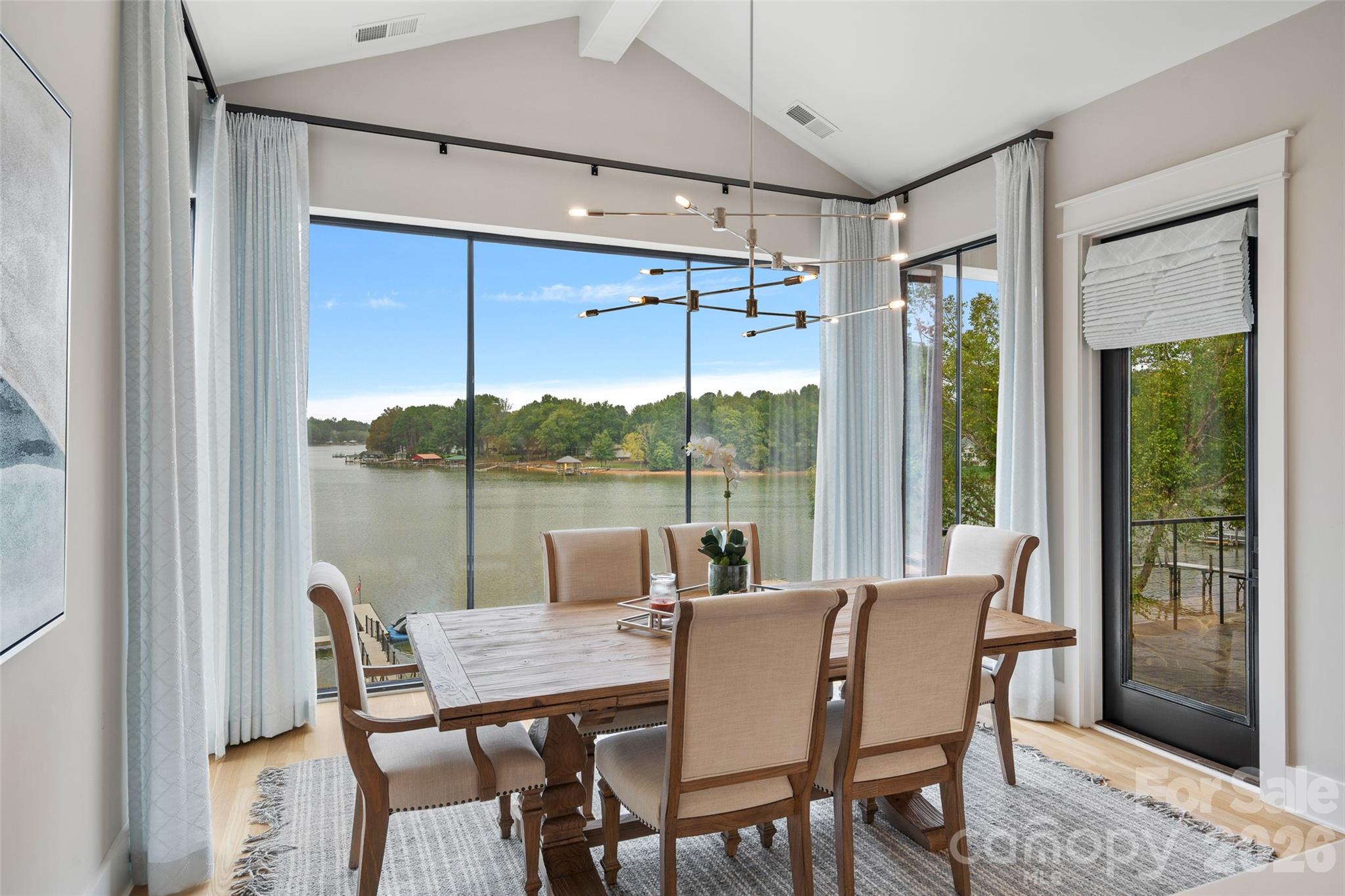 505 Kemp Road — Mooresville