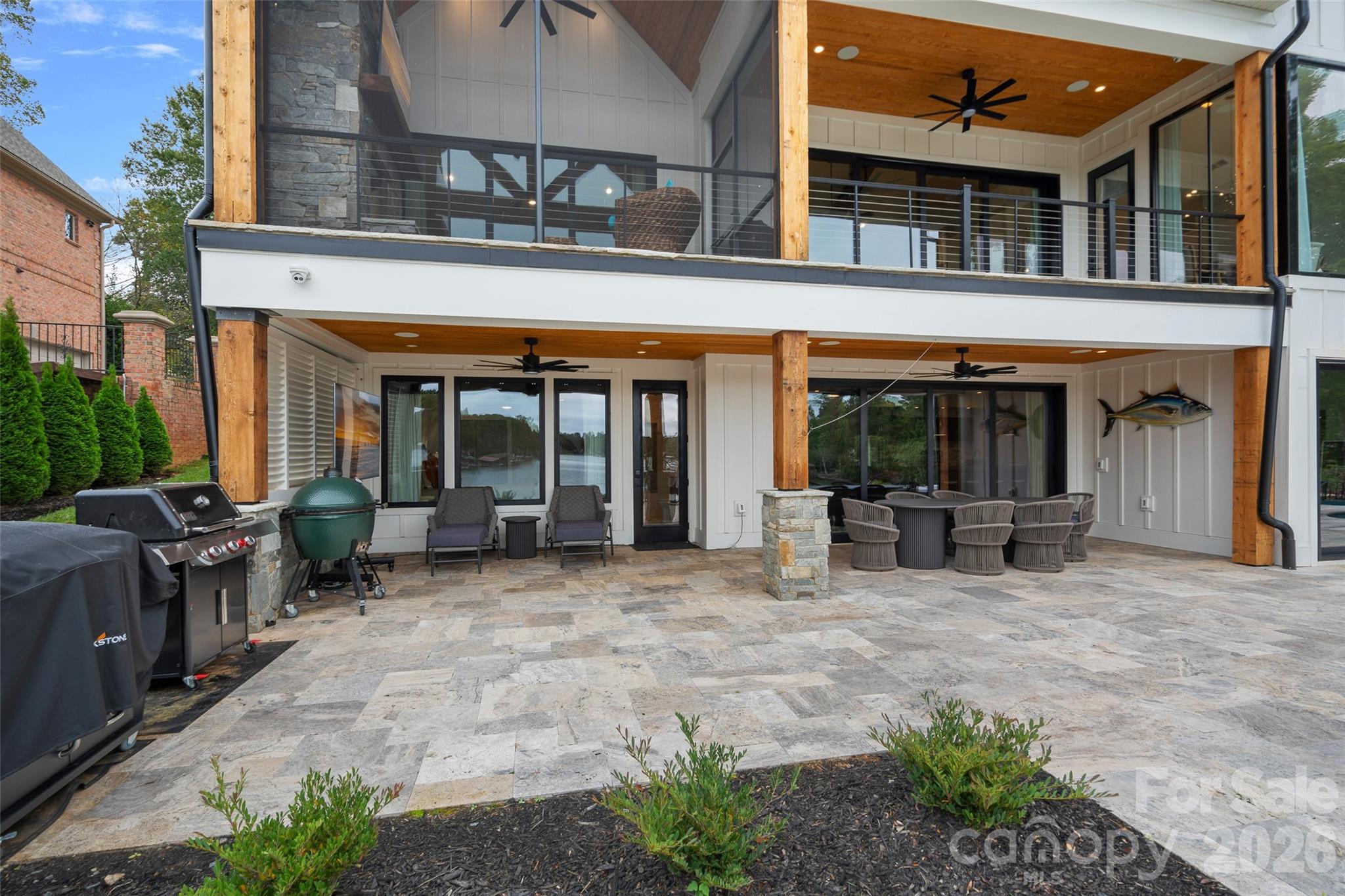 505 Kemp Road — Mooresville