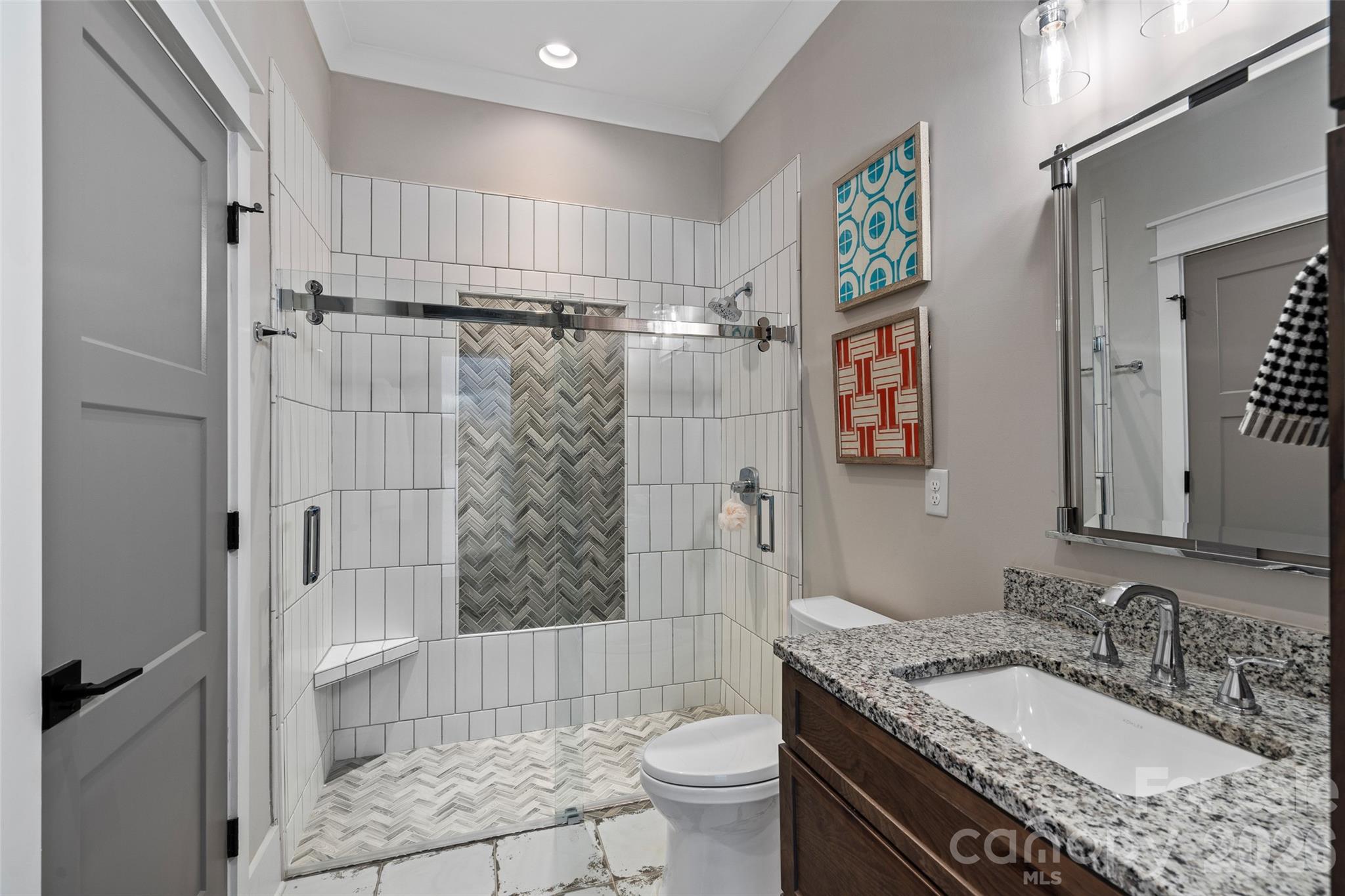 505 Kemp Road — Mooresville
