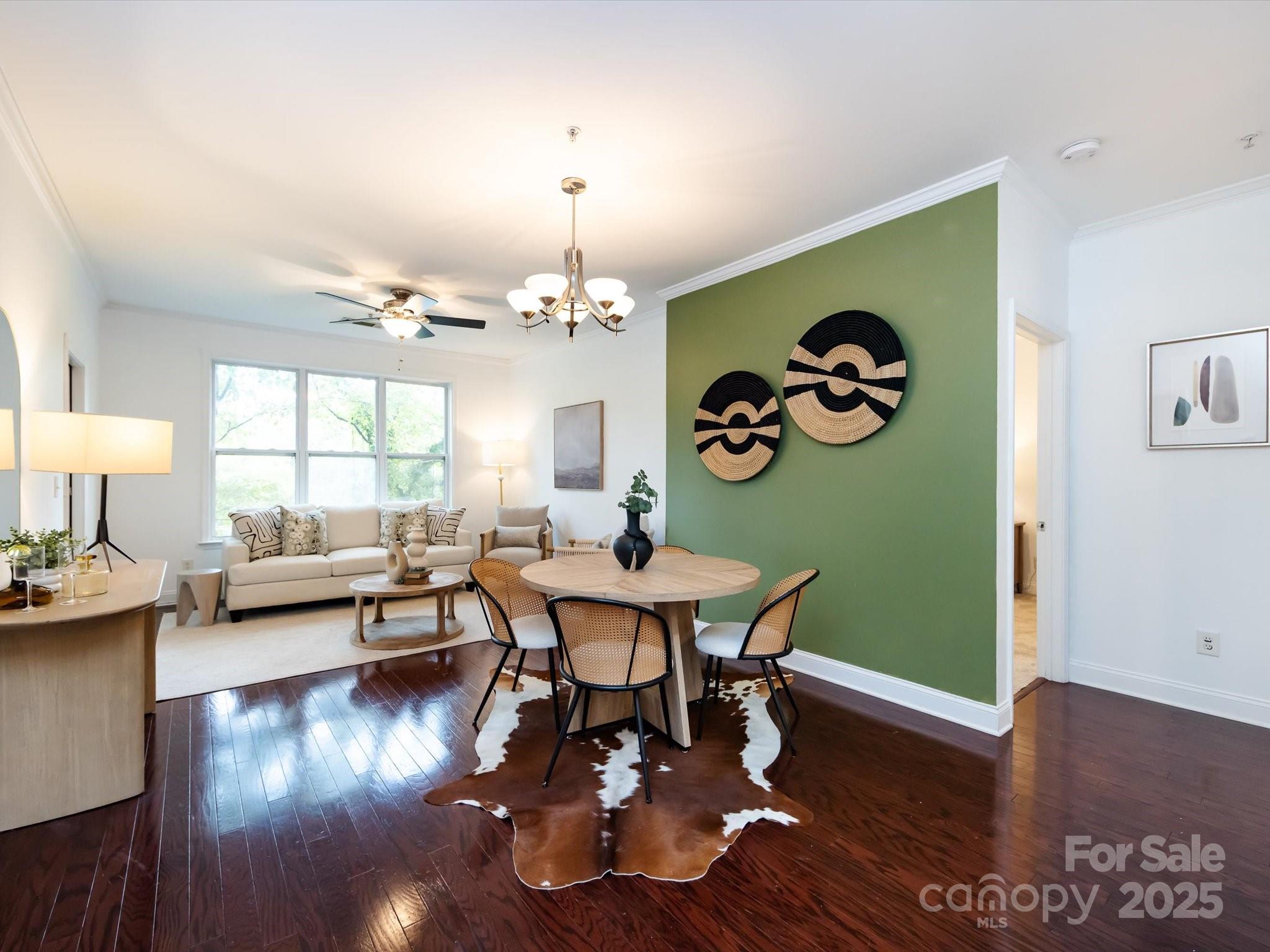 1000 E Woodlawn Road #216 — Charlotte