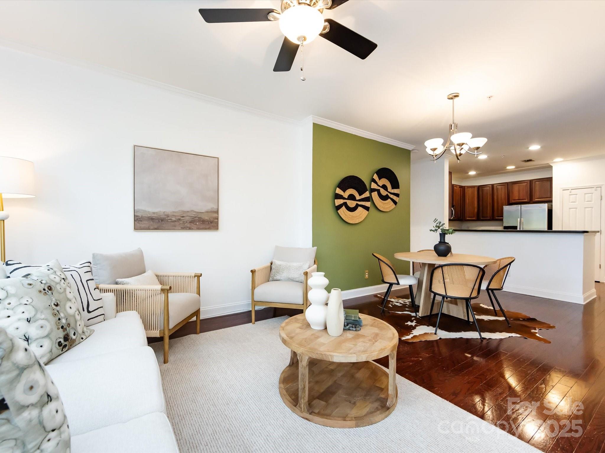 1000 E Woodlawn Road #216 — Charlotte