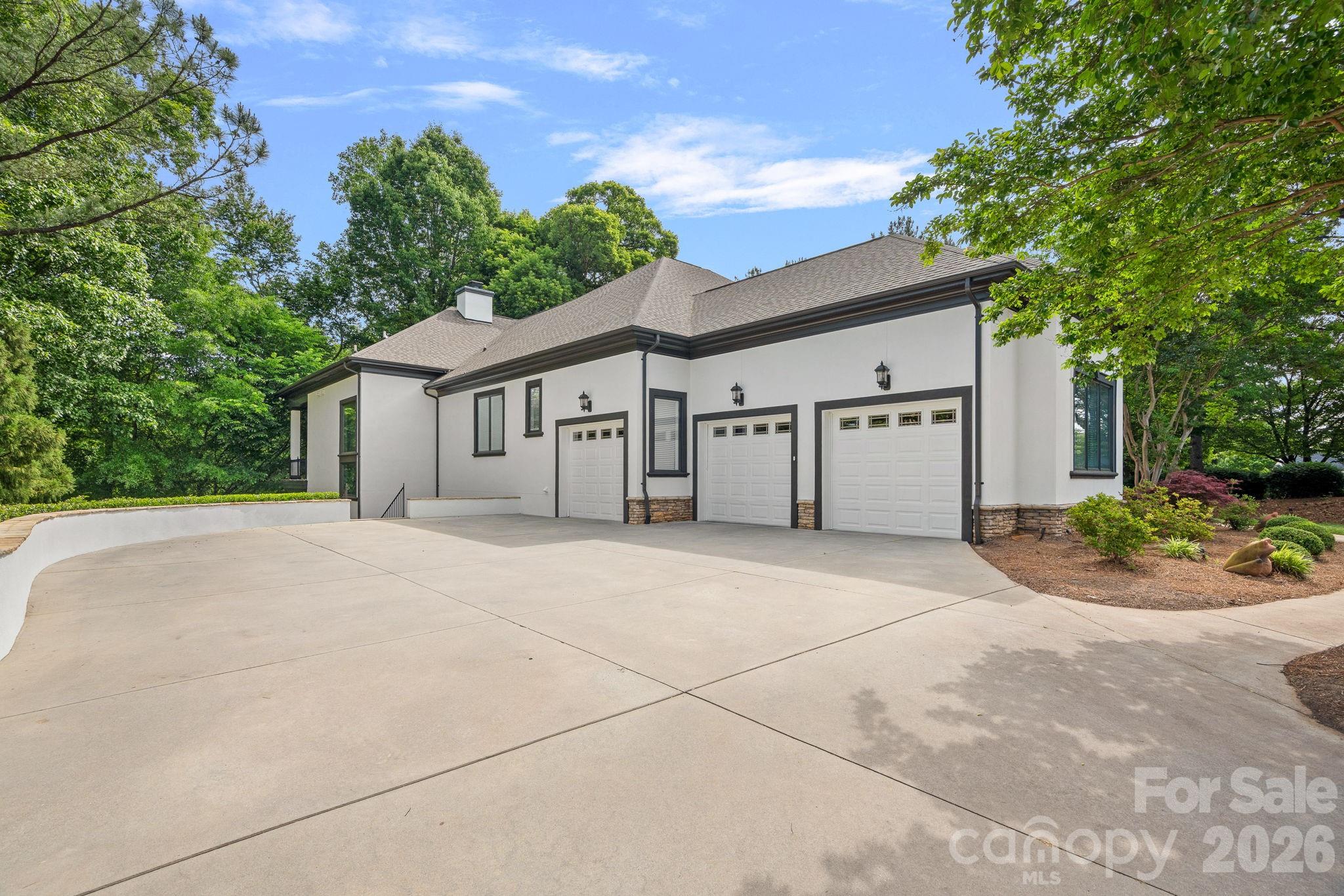 106 Lightship Drive — Mooresville