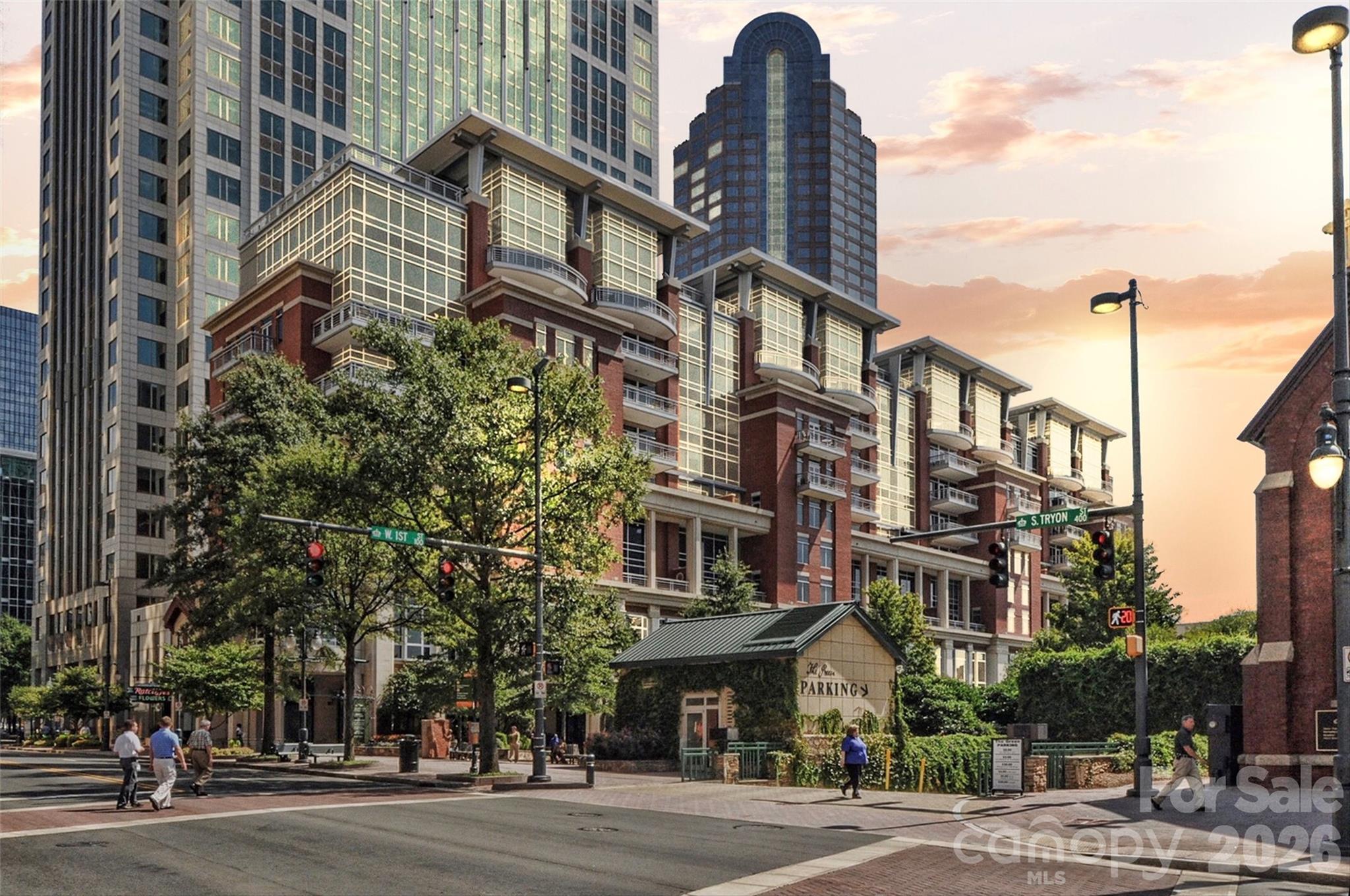 435 S Tryon Street #301 — Charlotte