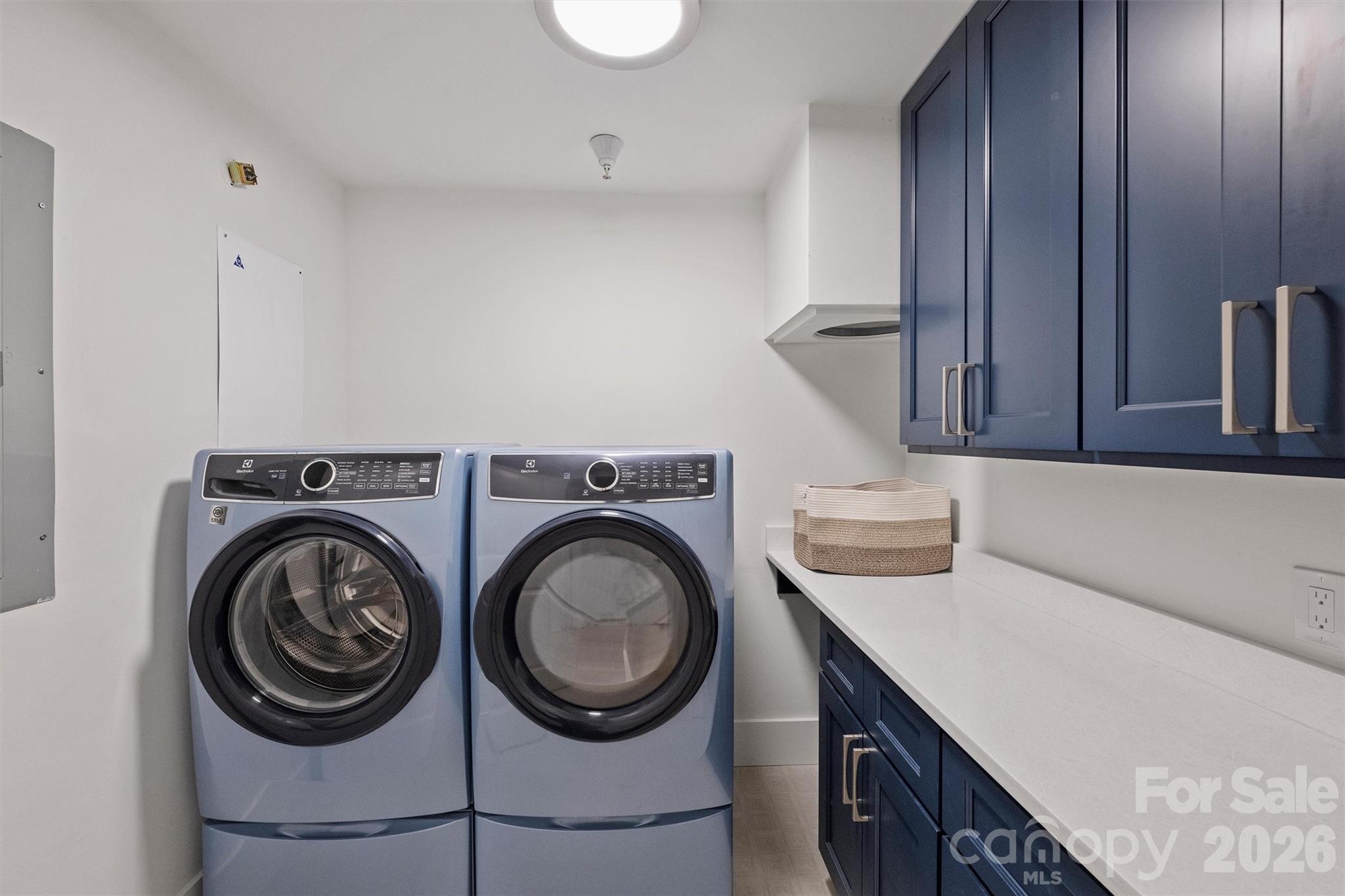 435 S Tryon Street #301 — Charlotte