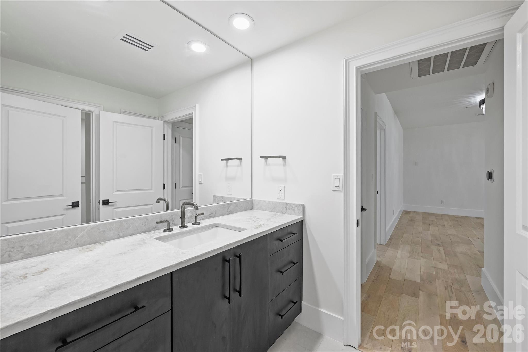 435 S Tryon Street #301 — Charlotte