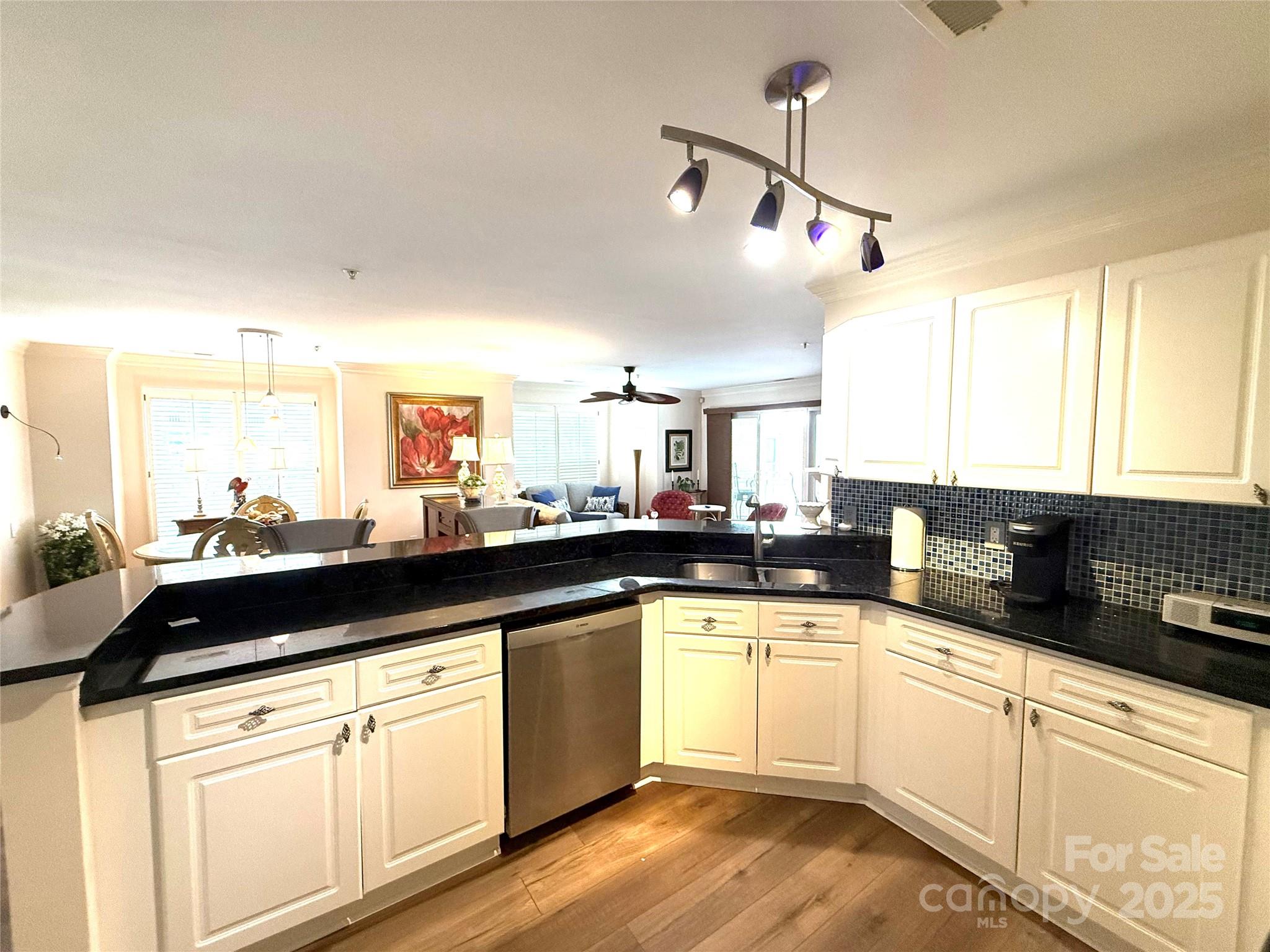 930 Jetton Street #20 — Davidson