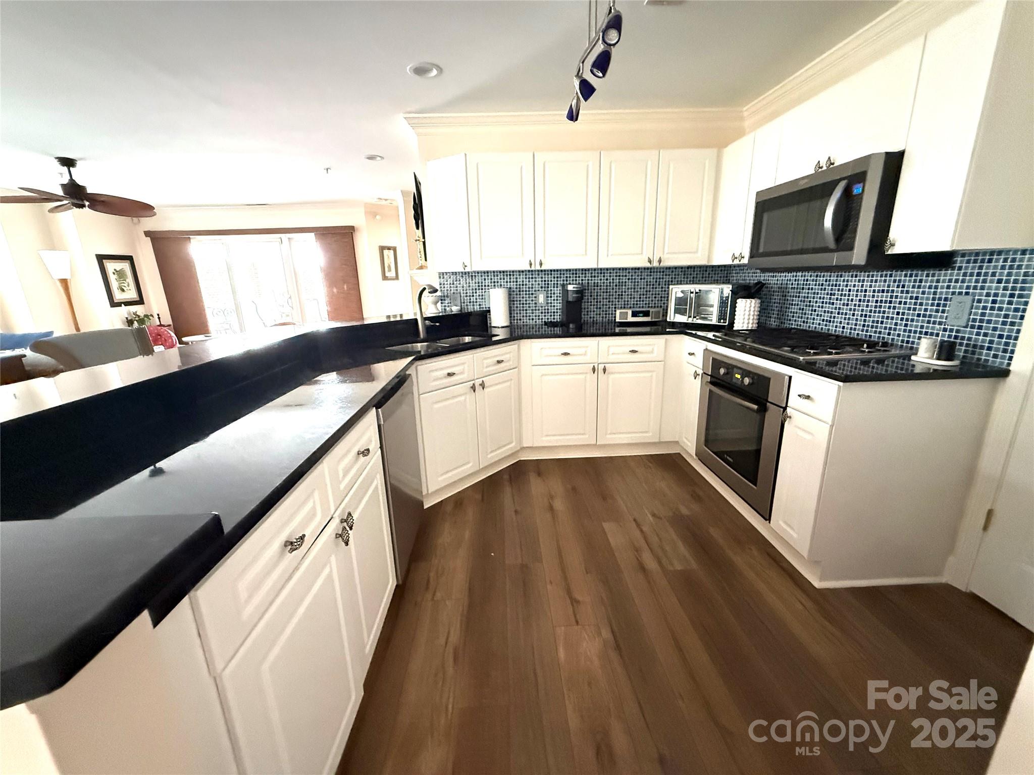 930 Jetton Street #20 — Davidson