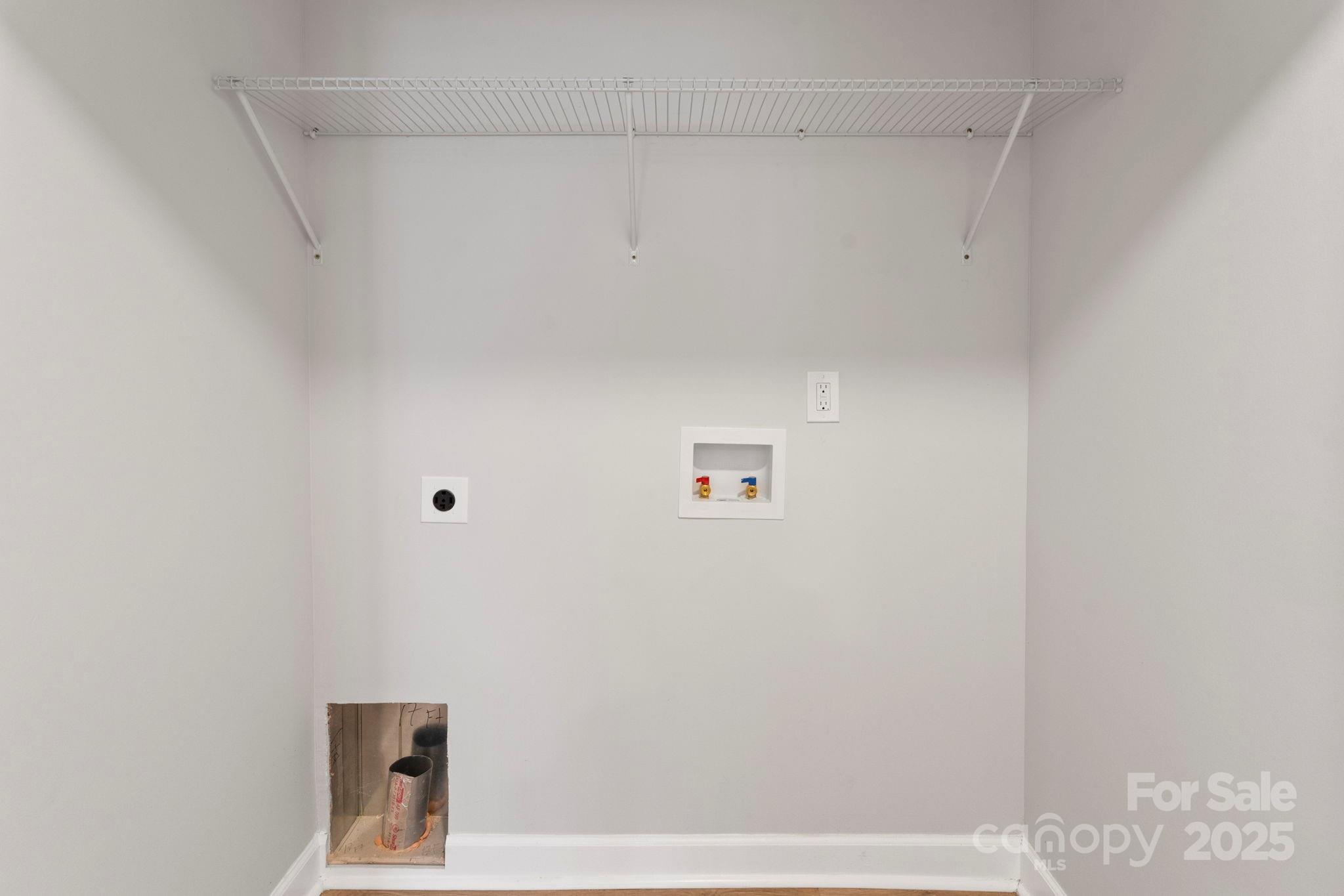 274 Hatley Circle NE — Concord