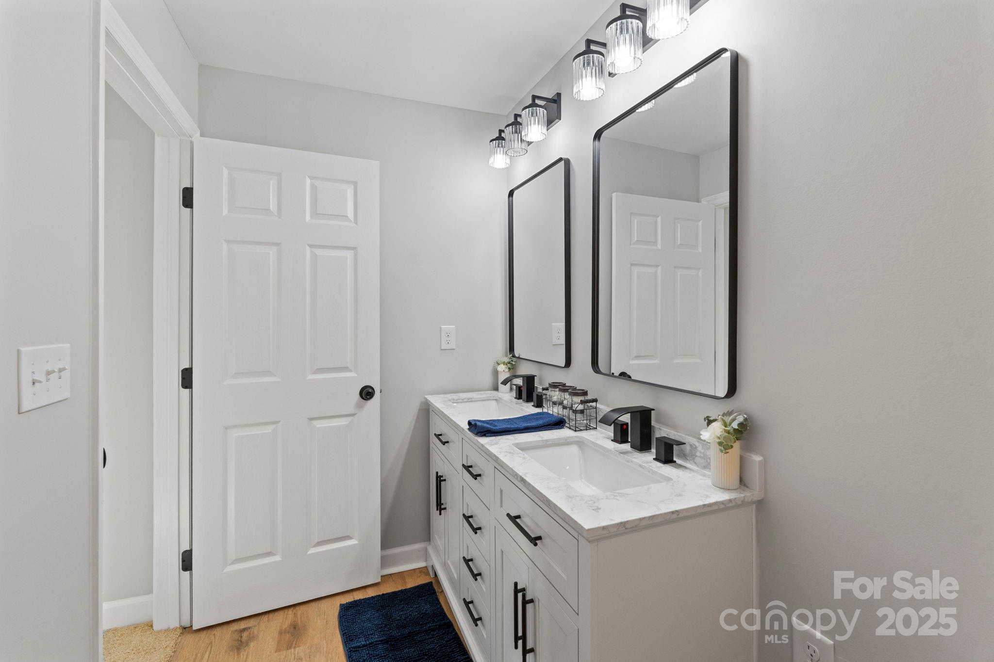 274 Hatley Circle NE — Concord