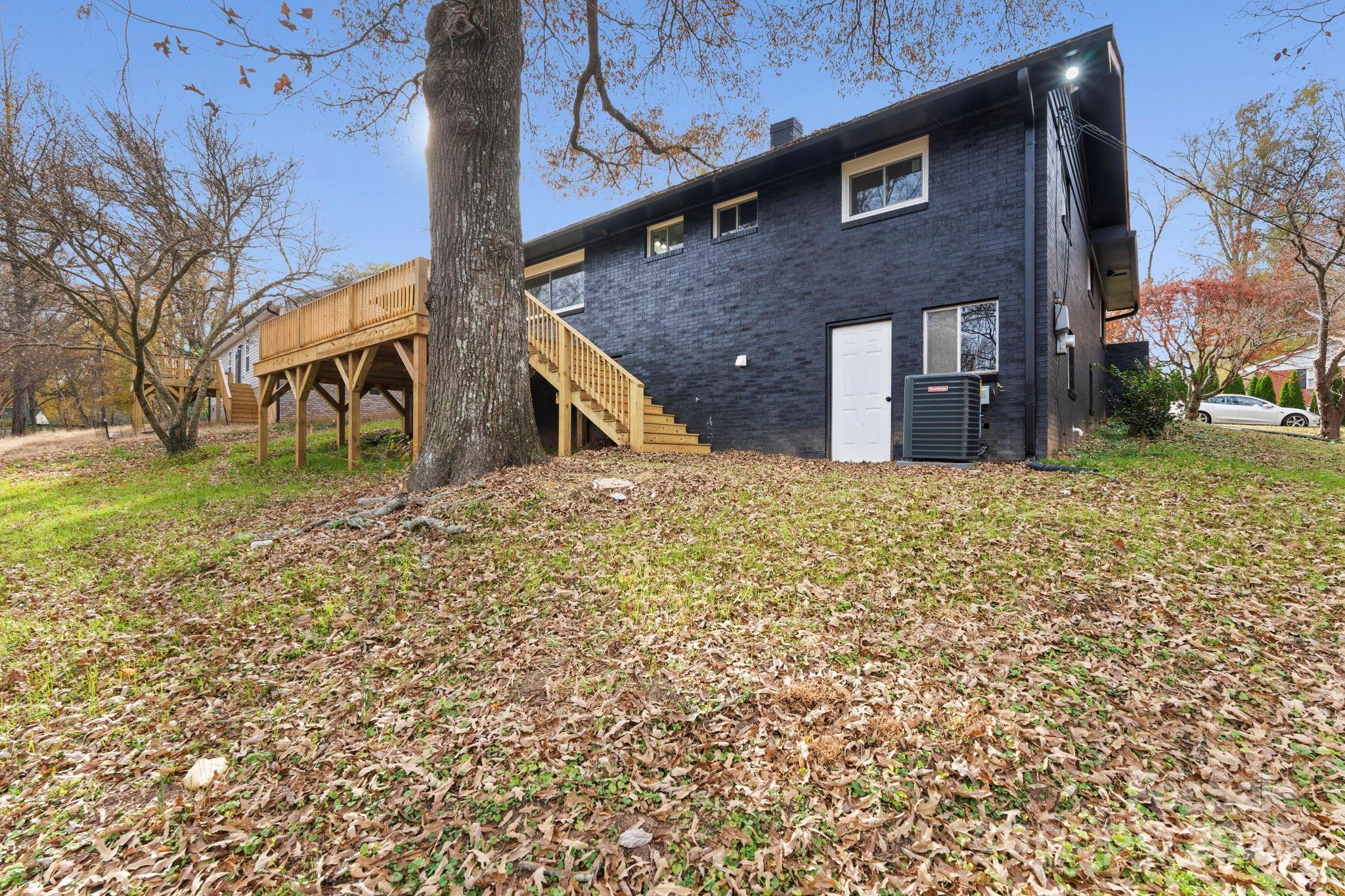 274 Hatley Circle NE — Concord