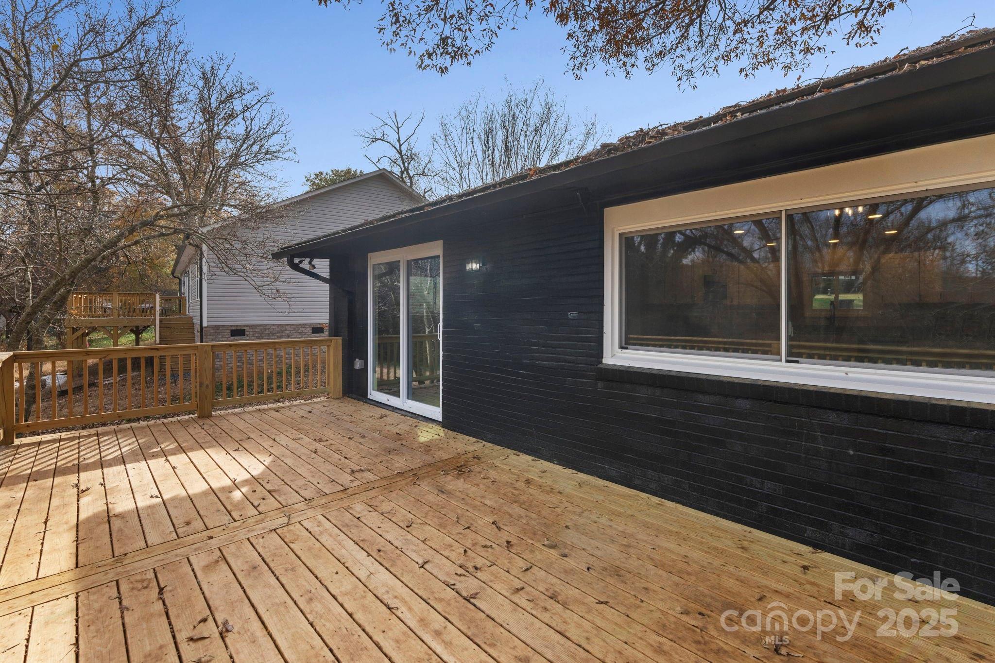 274 Hatley Circle NE — Concord