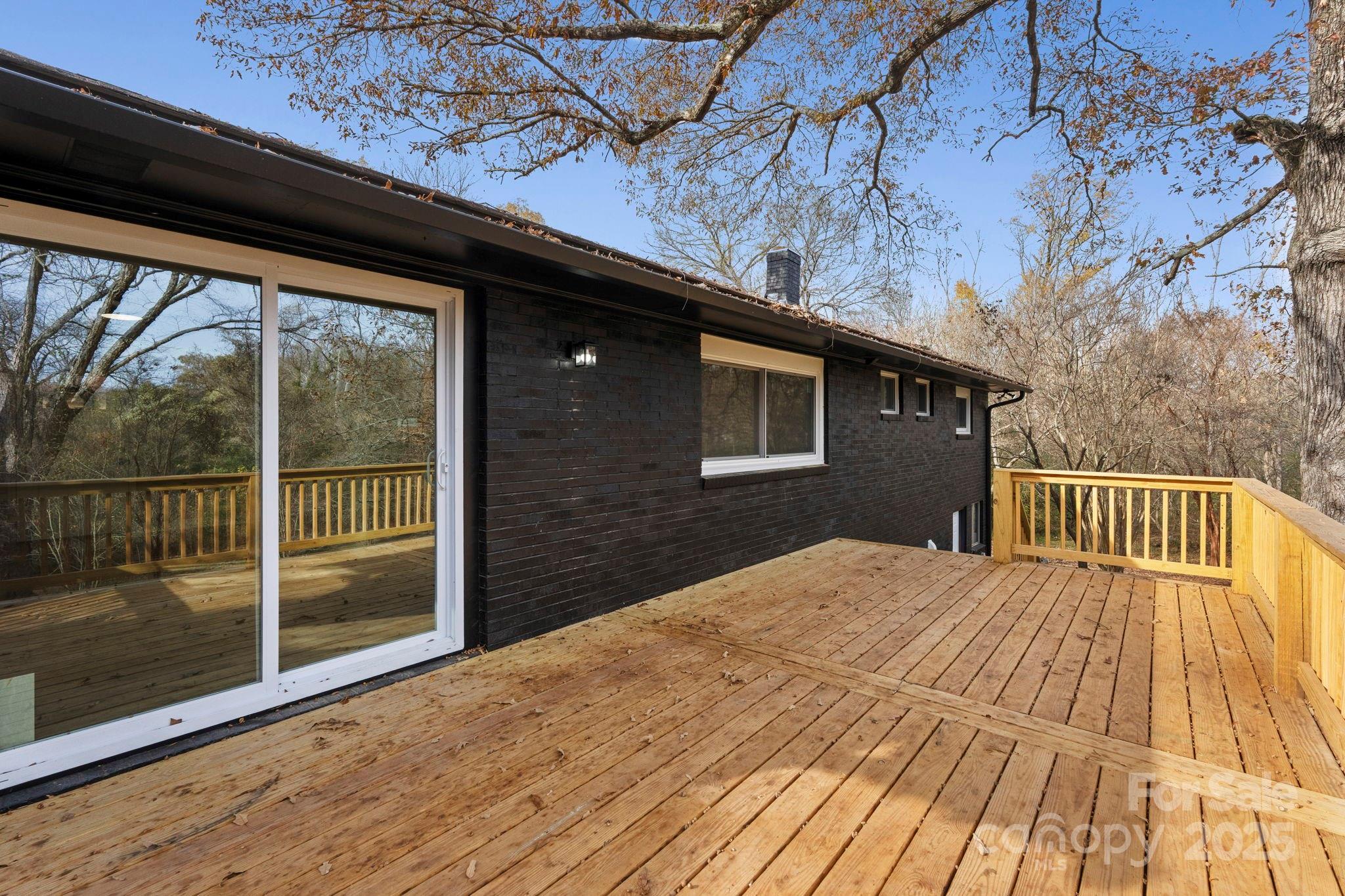 274 Hatley Circle NE — Concord