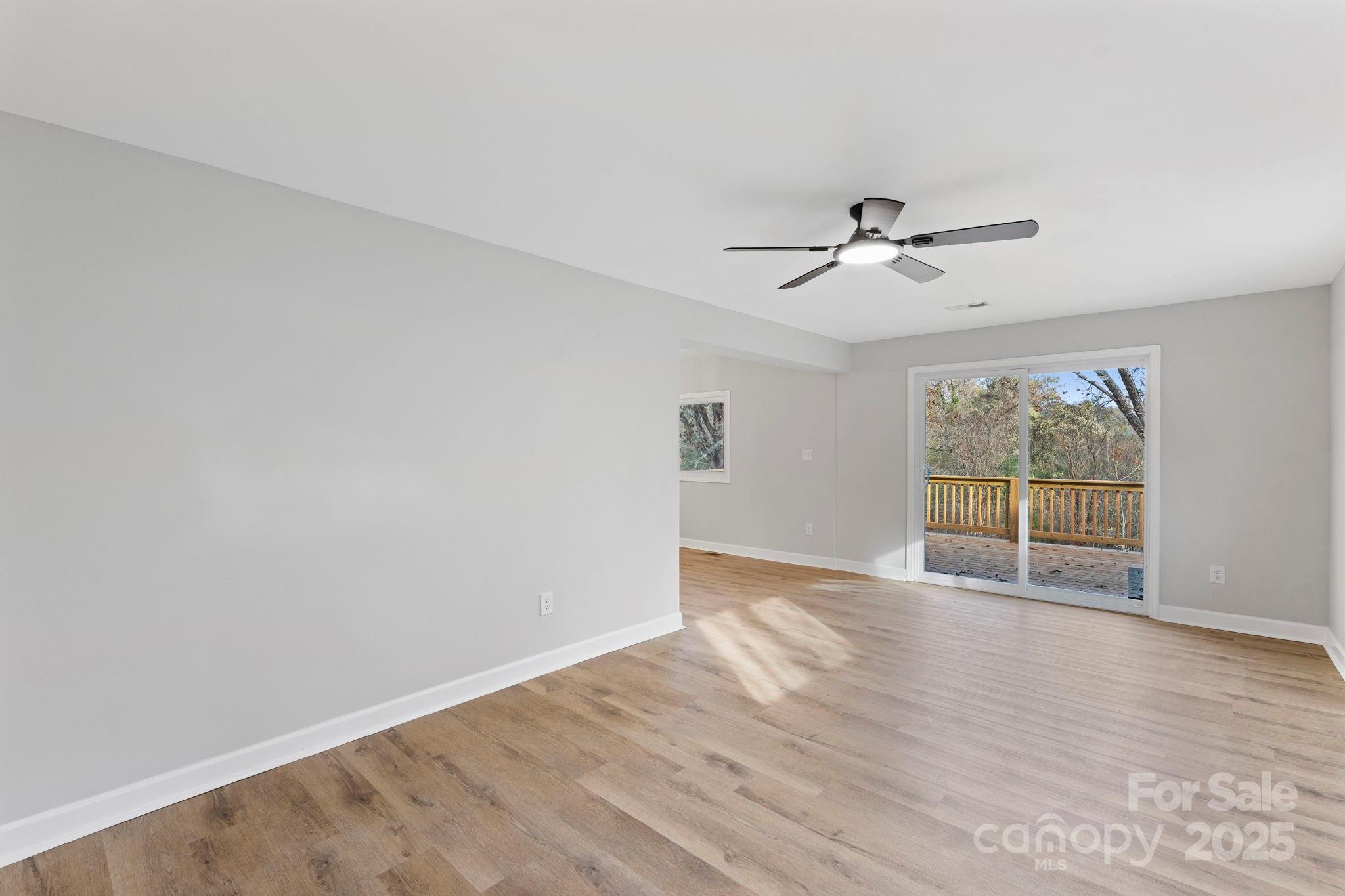 274 Hatley Circle NE — Concord
