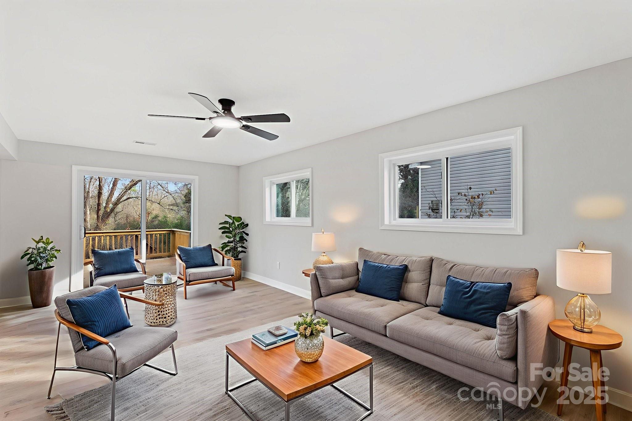 274 Hatley Circle NE — Concord