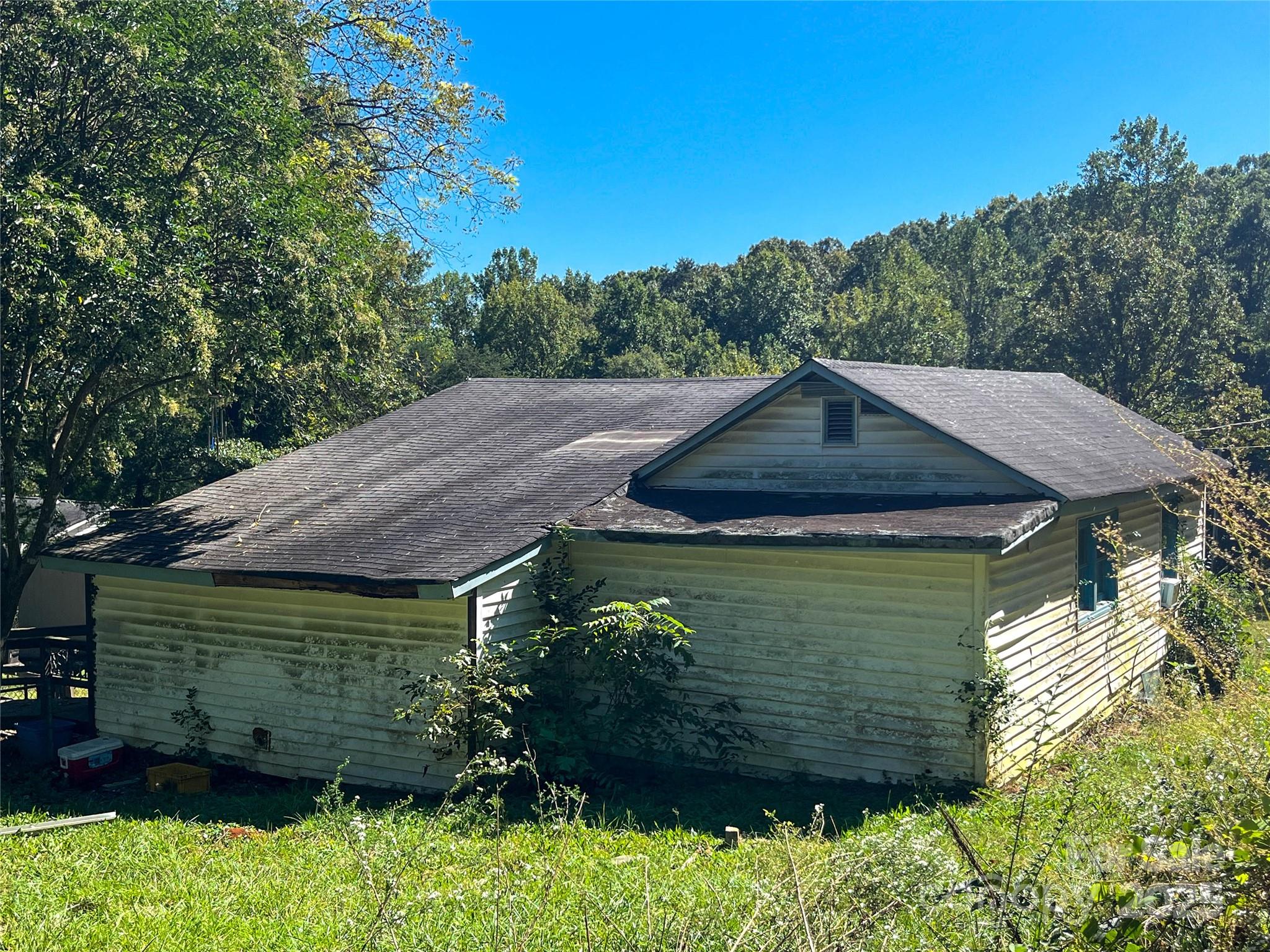 608 Crowders Creek Road — Gastonia