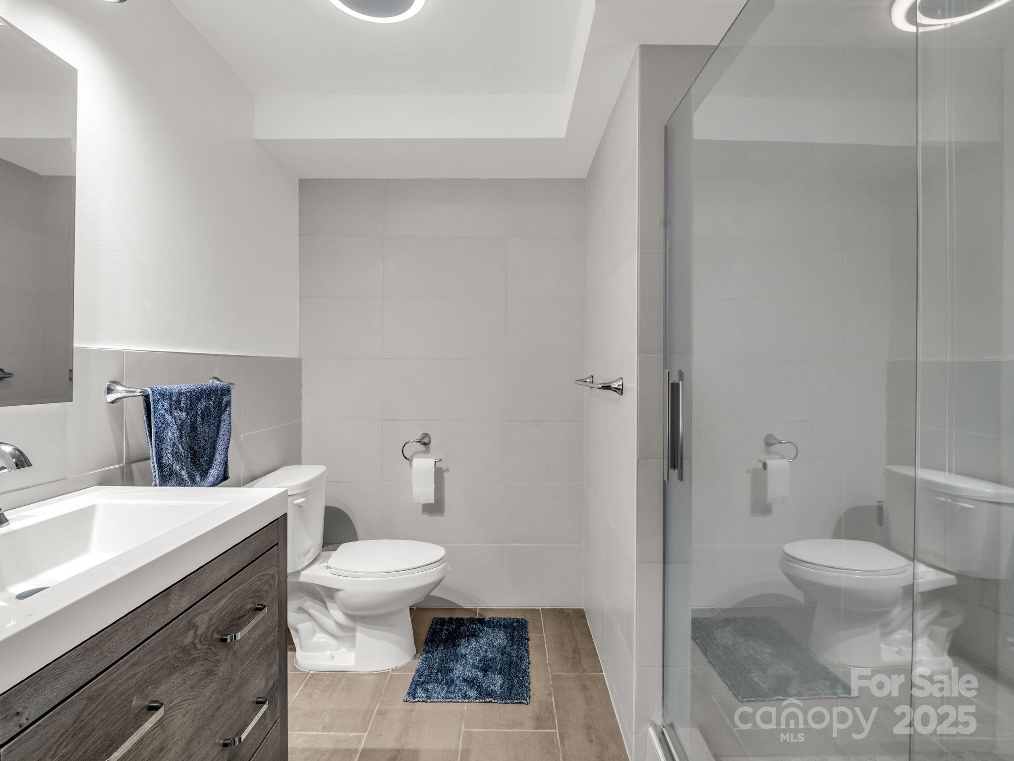 2115 N Stoney View Court — Hendersonville