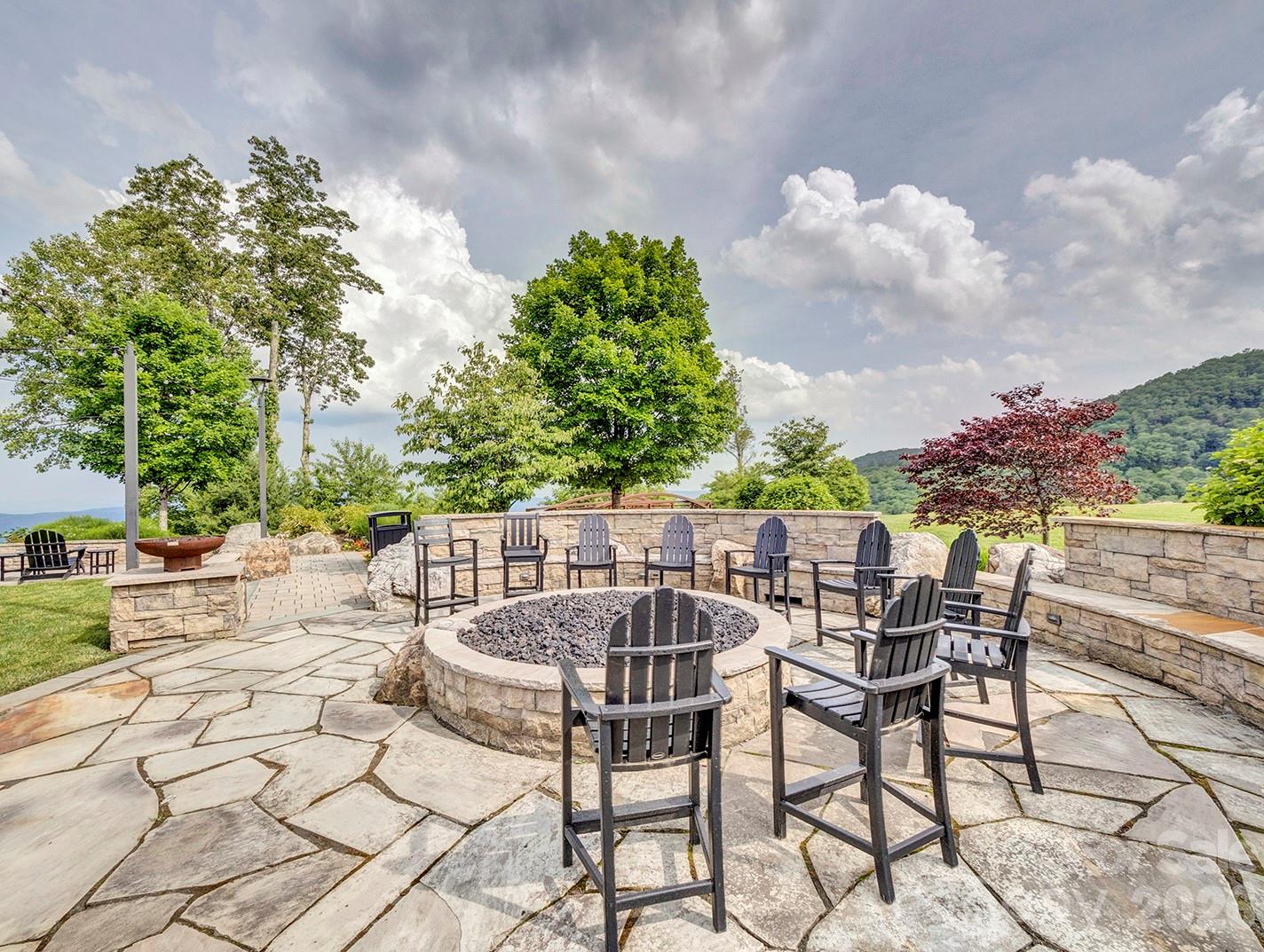 198 Ramblestone Terrace #203 — Boone