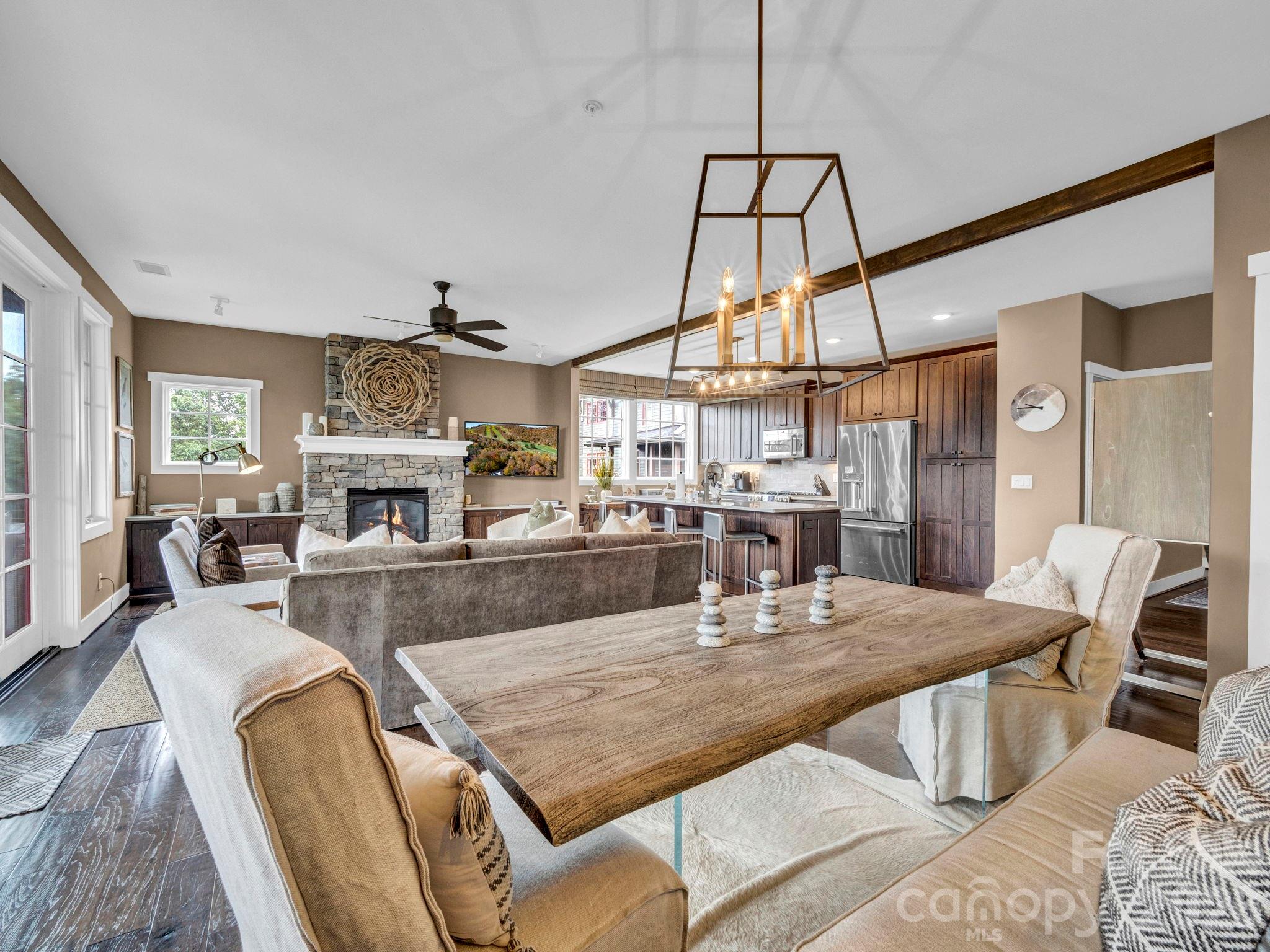198 Ramblestone Terrace #203 — Boone