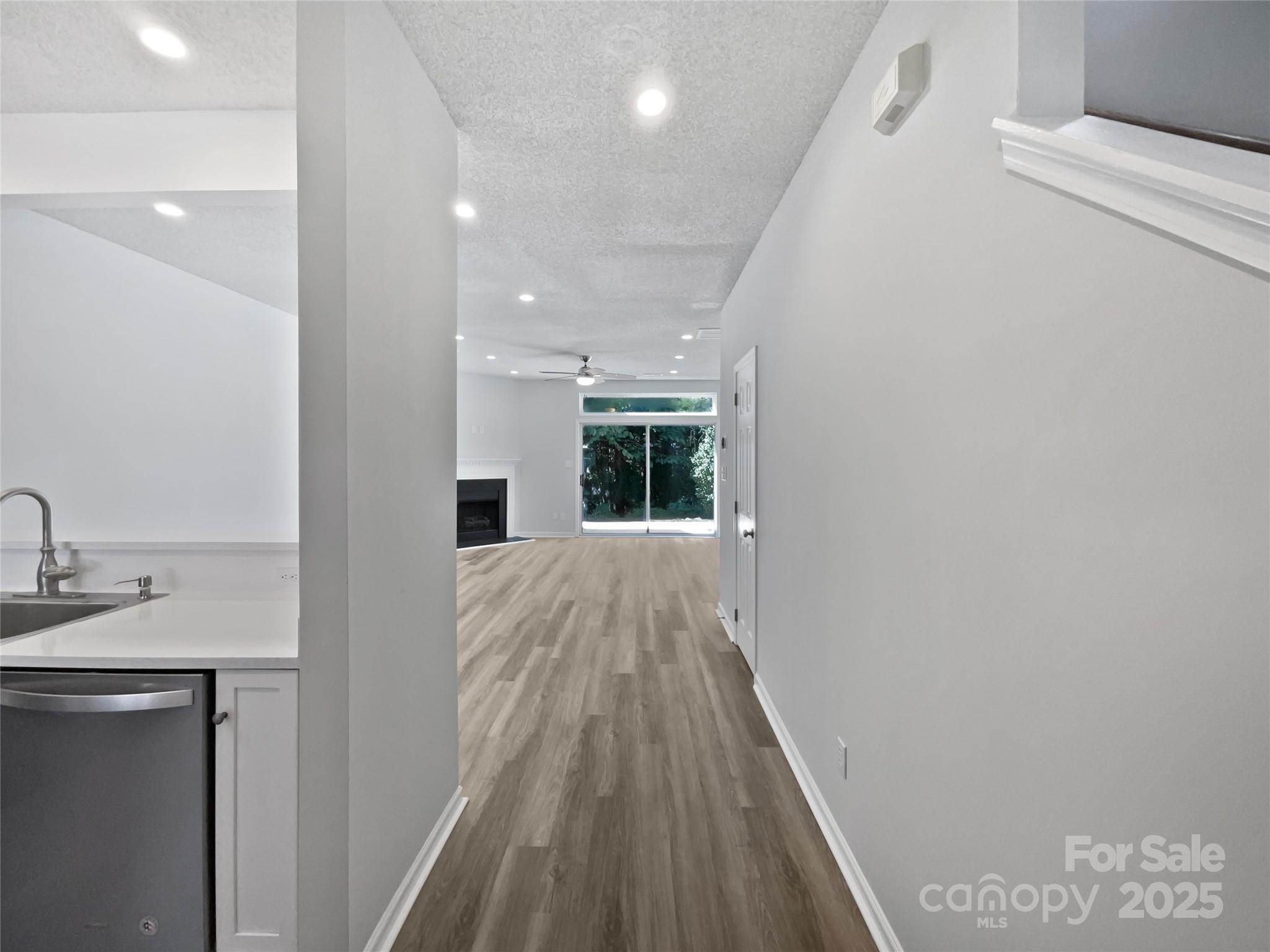 9065 Cinnabay Drive — Charlotte