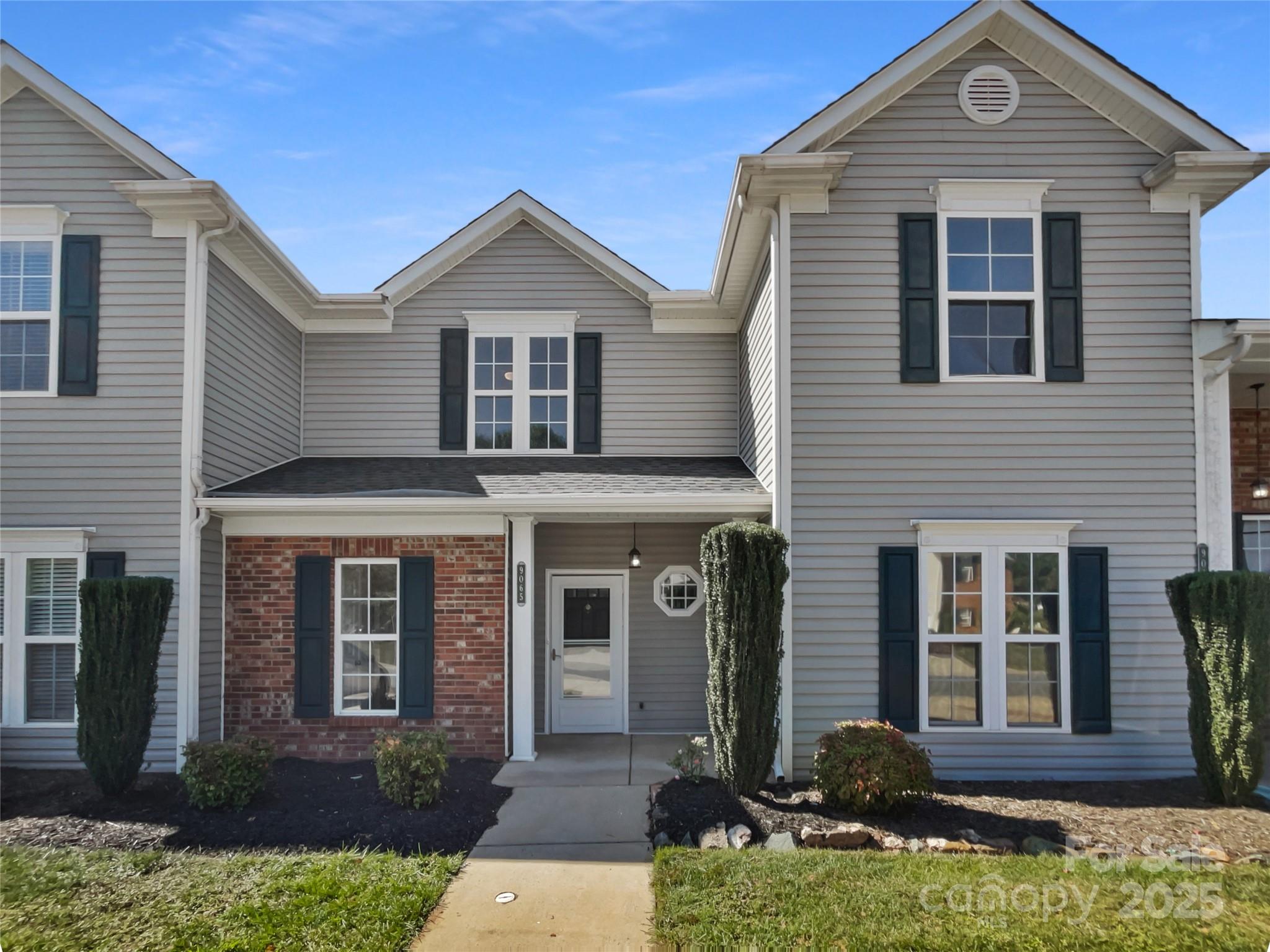 9065 Cinnabay Drive — Charlotte