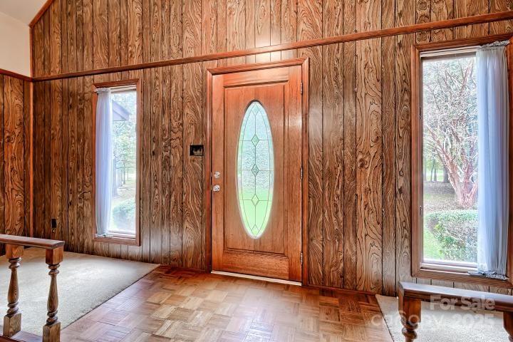 3966 Red Doc Road — Lancaster