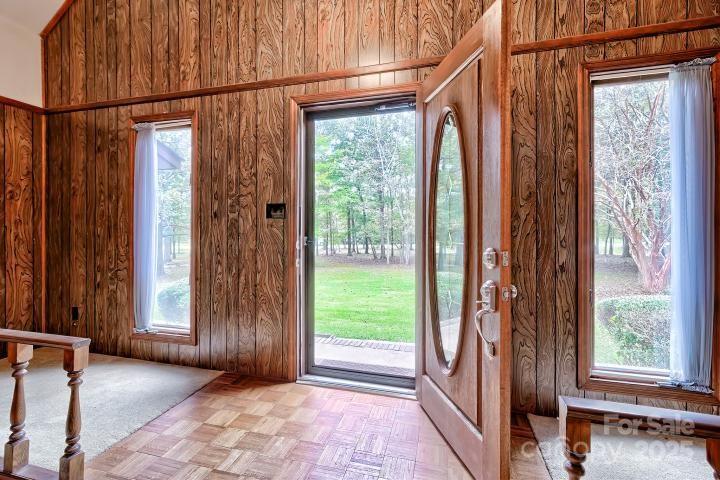 3966 Red Doc Road — Lancaster
