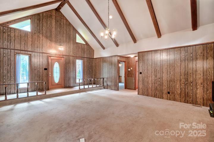 3966 Red Doc Road — Lancaster