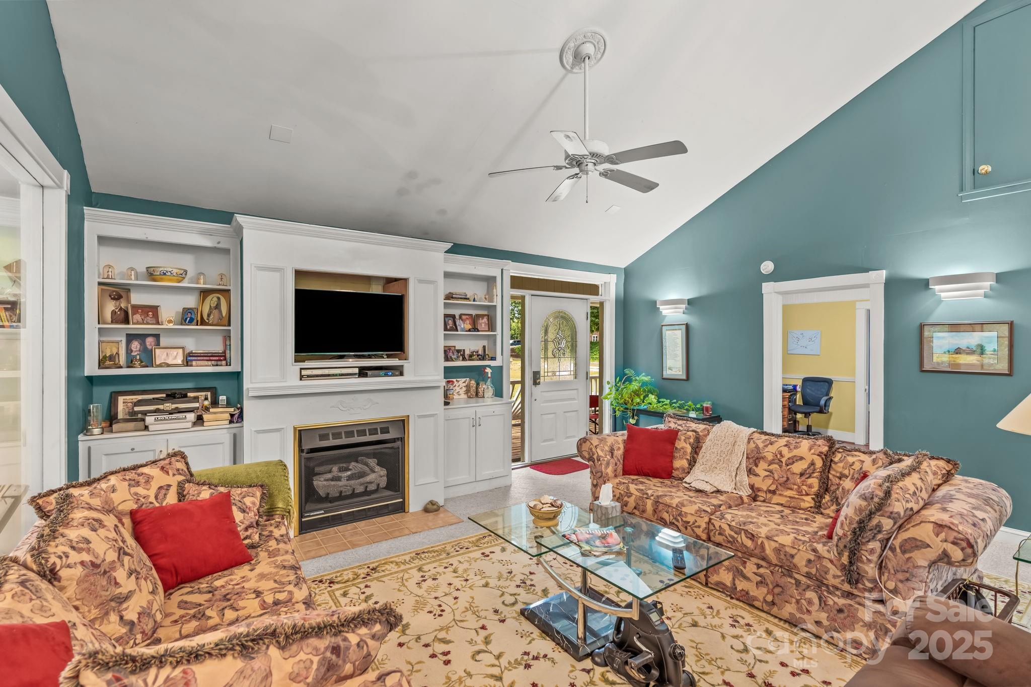 156 Brooks Street — Troutman