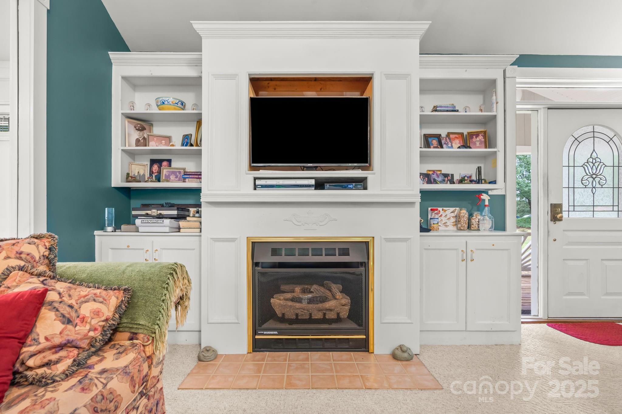 156 Brooks Street — Troutman