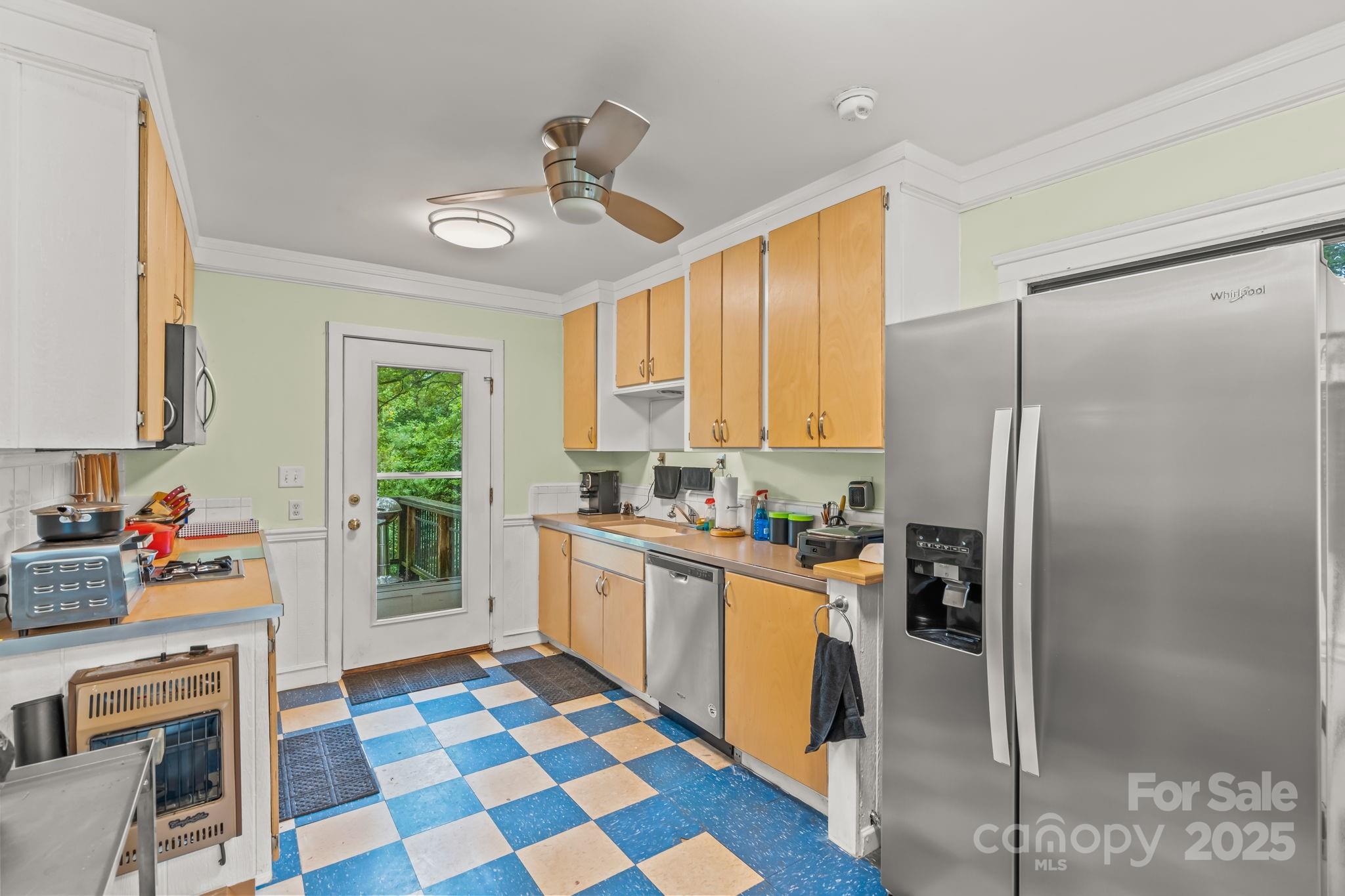 156 Brooks Street — Troutman