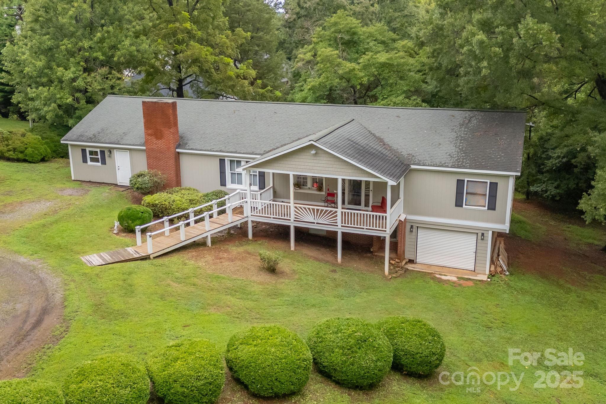 156 Brooks Street — Troutman