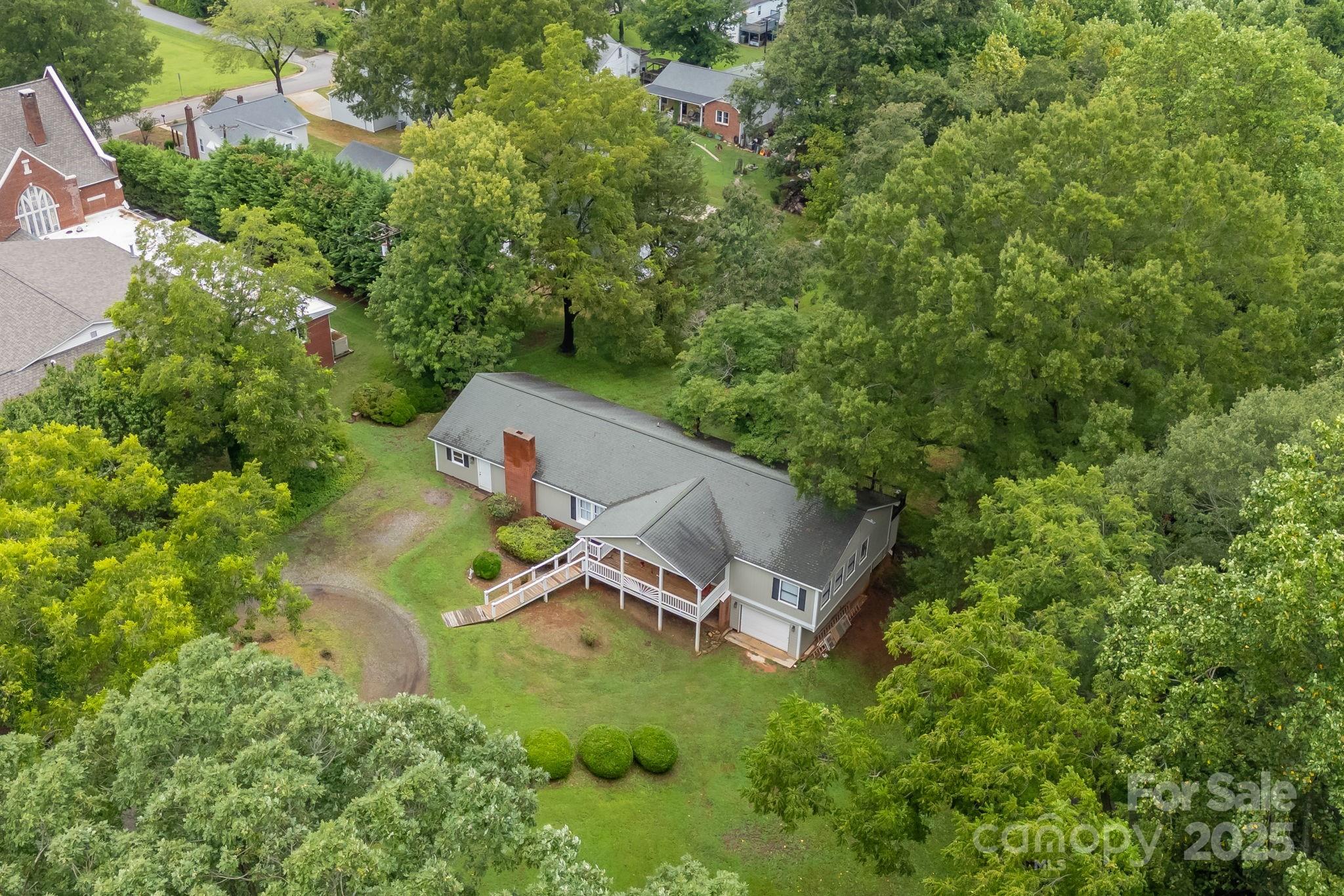 156 Brooks Street — Troutman