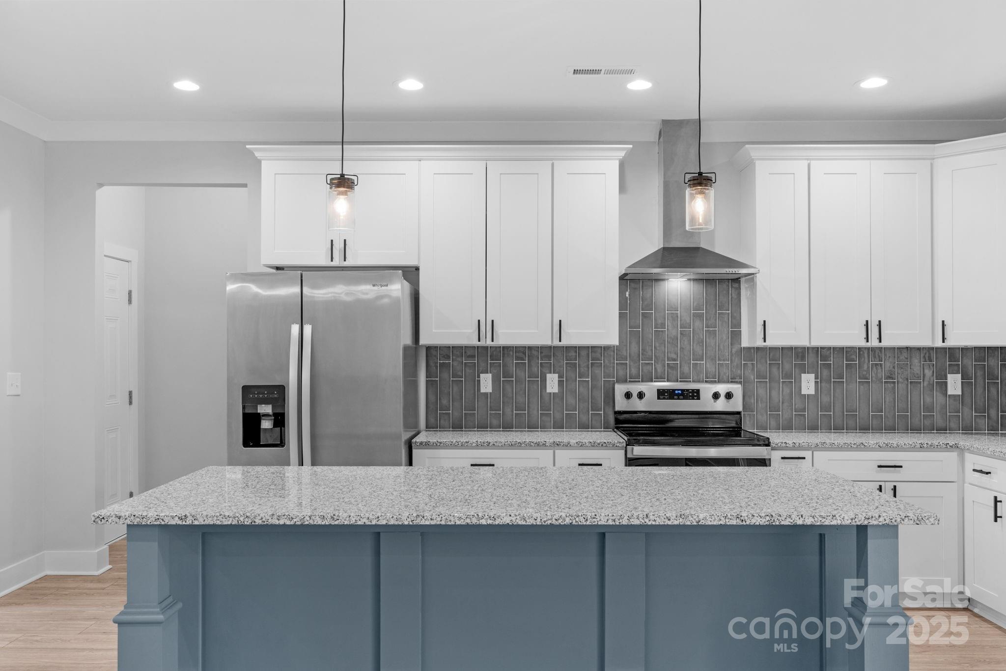 142 Crystal Heights Drive — Hendersonville