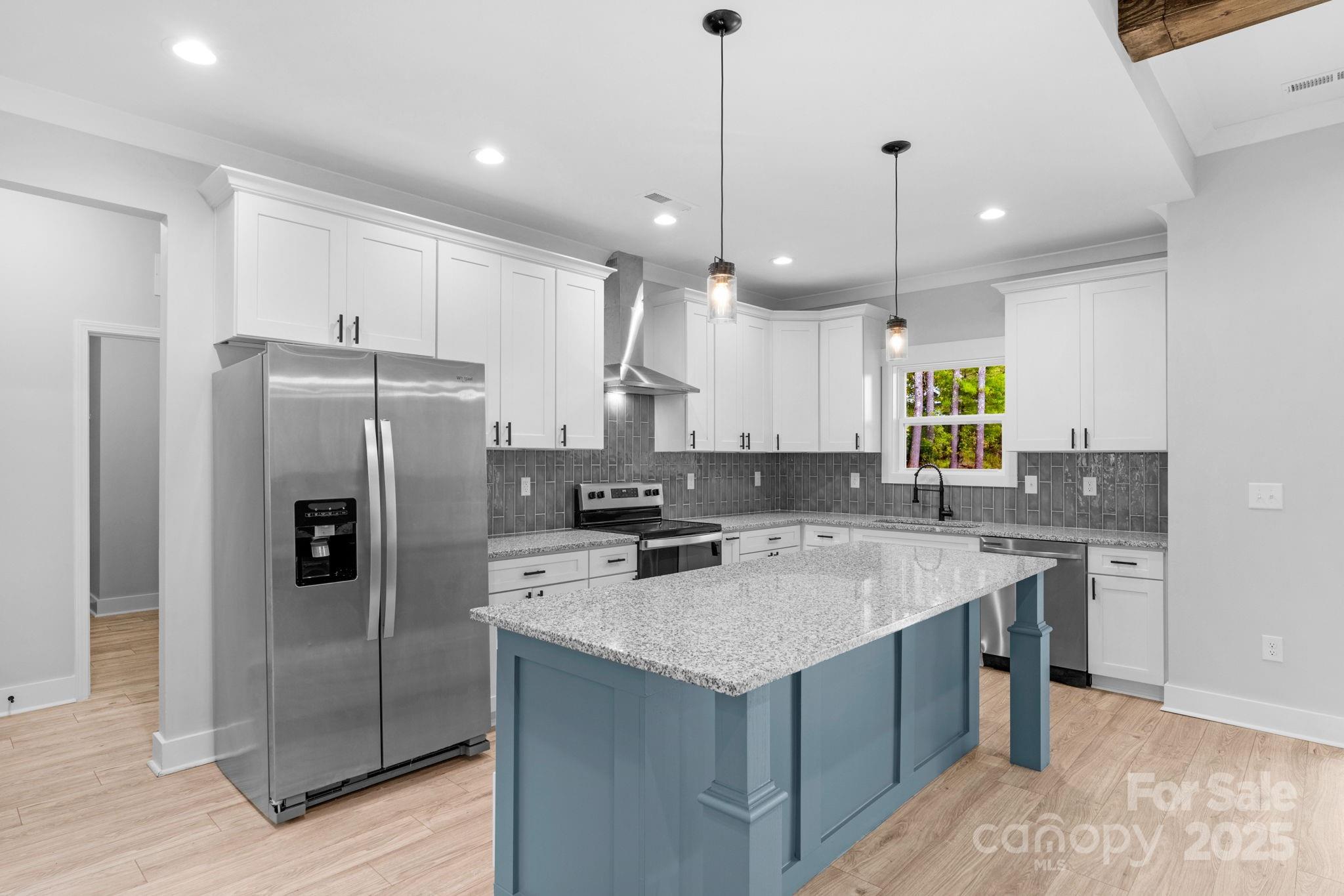 142 Crystal Heights Drive — Hendersonville