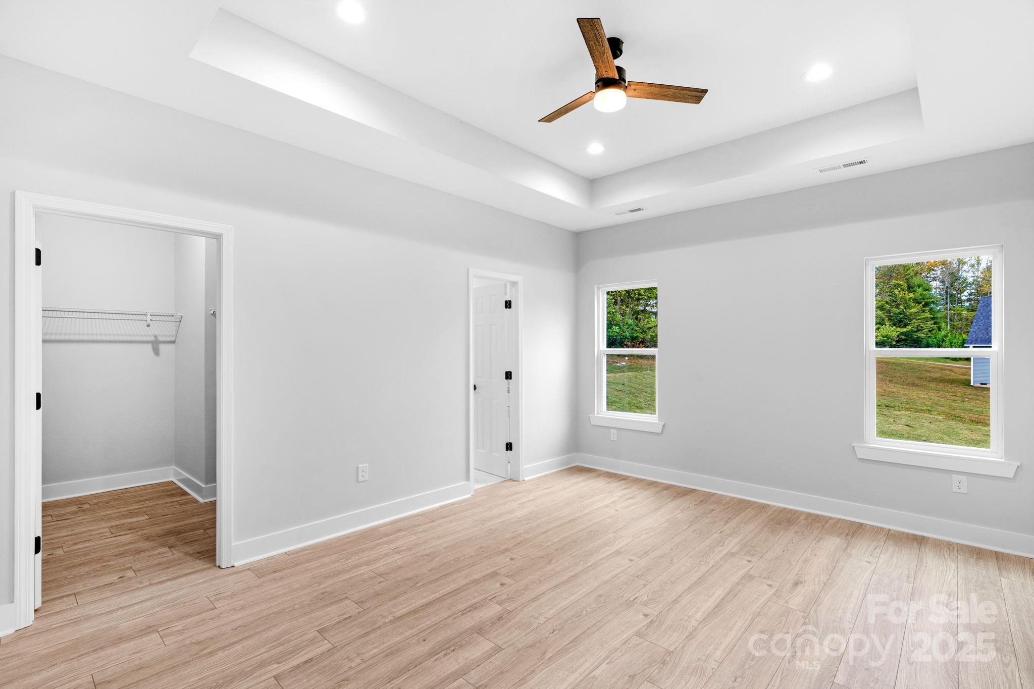 142 Crystal Heights Drive — Hendersonville