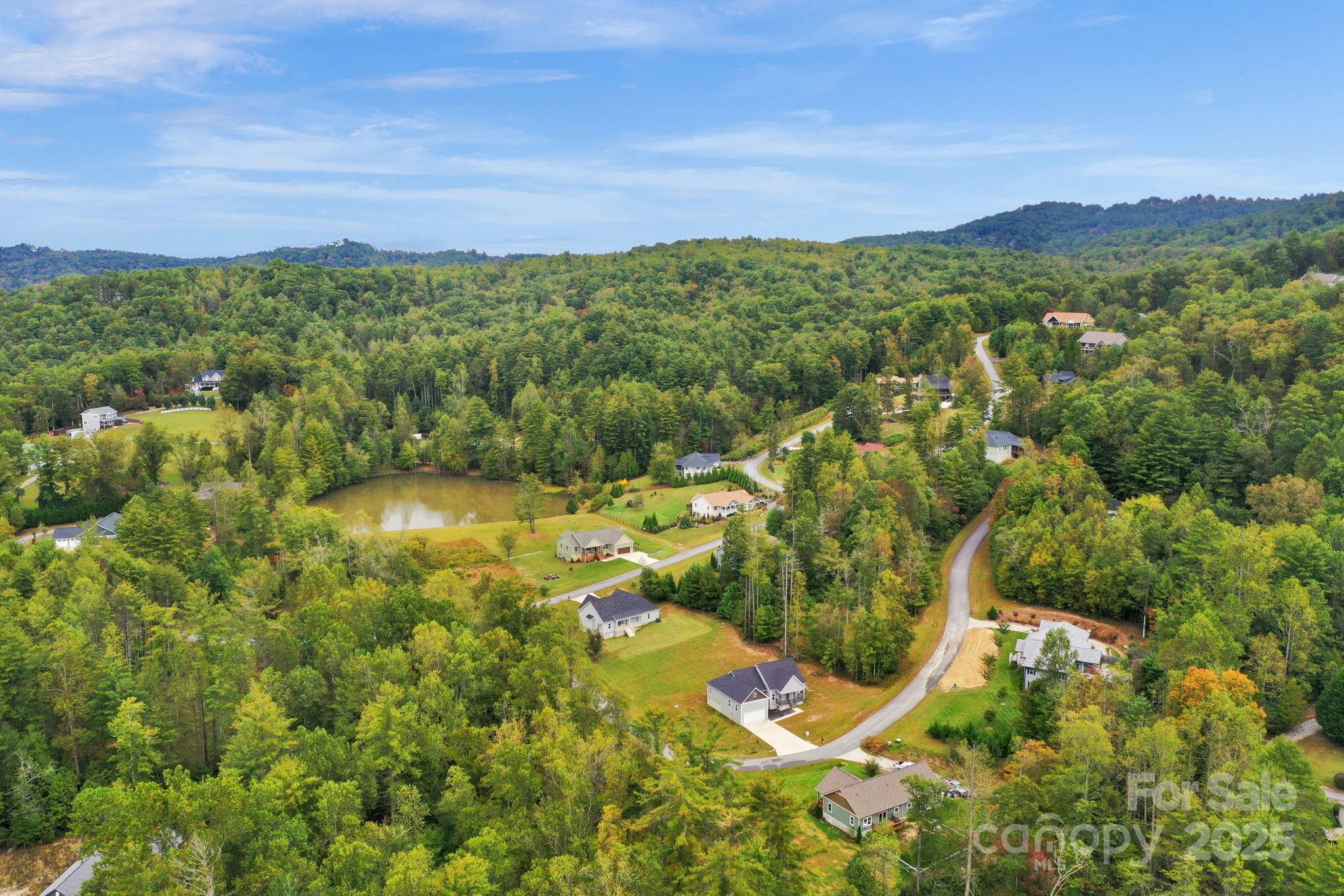 142 Crystal Heights Drive — Hendersonville