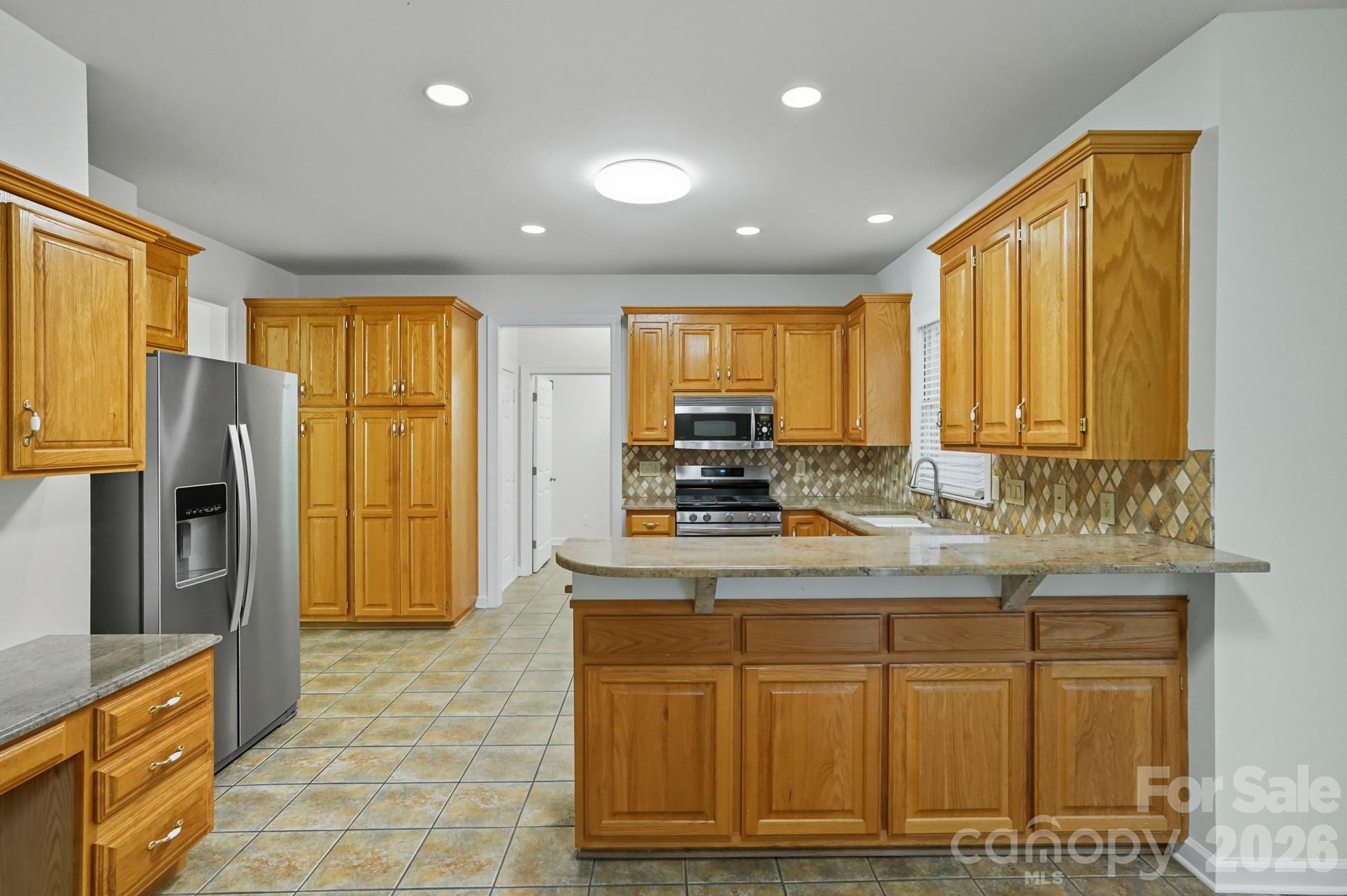 8016 Painted Pony Court — Charlotte