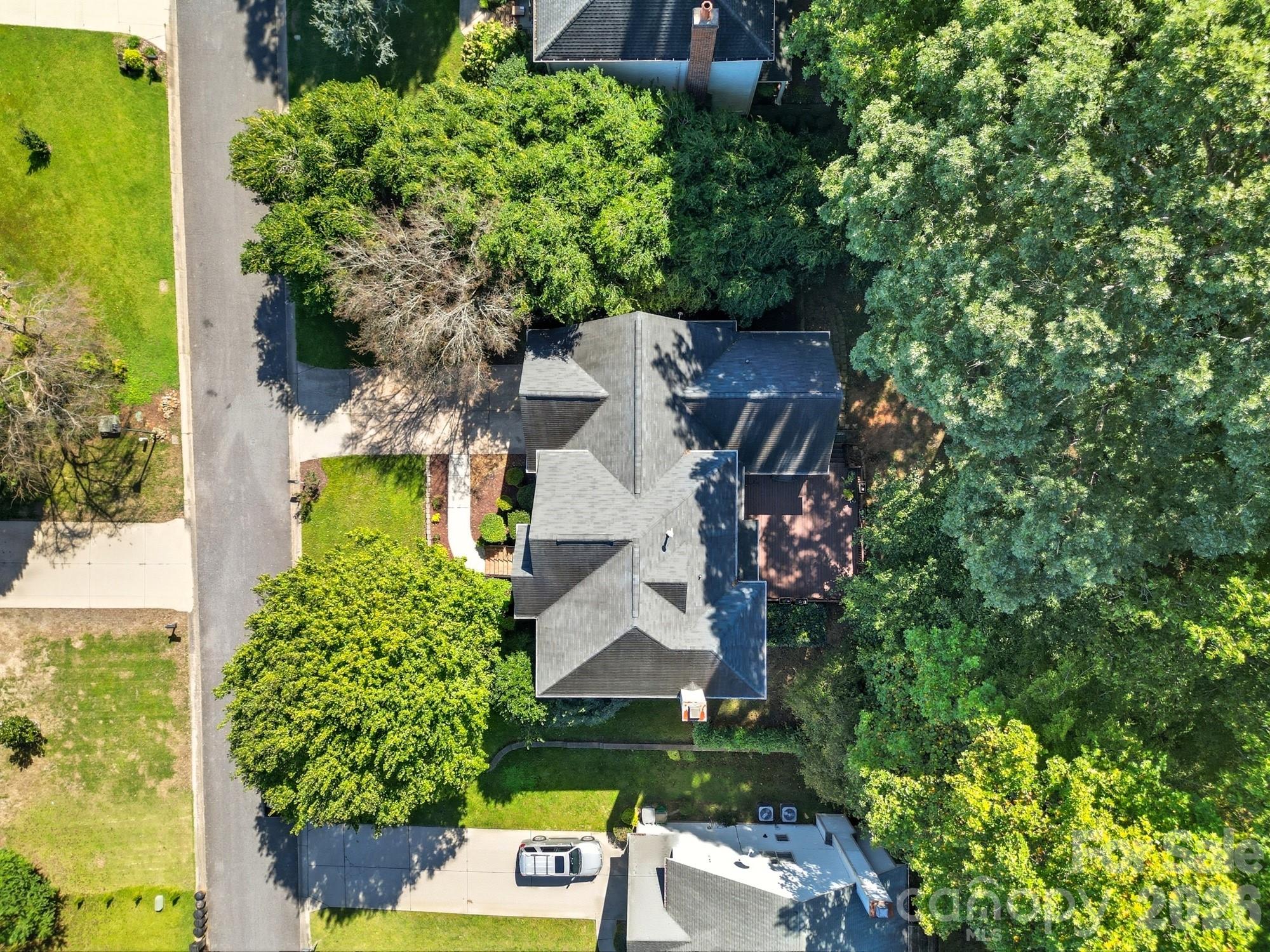 8016 Painted Pony Court — Charlotte