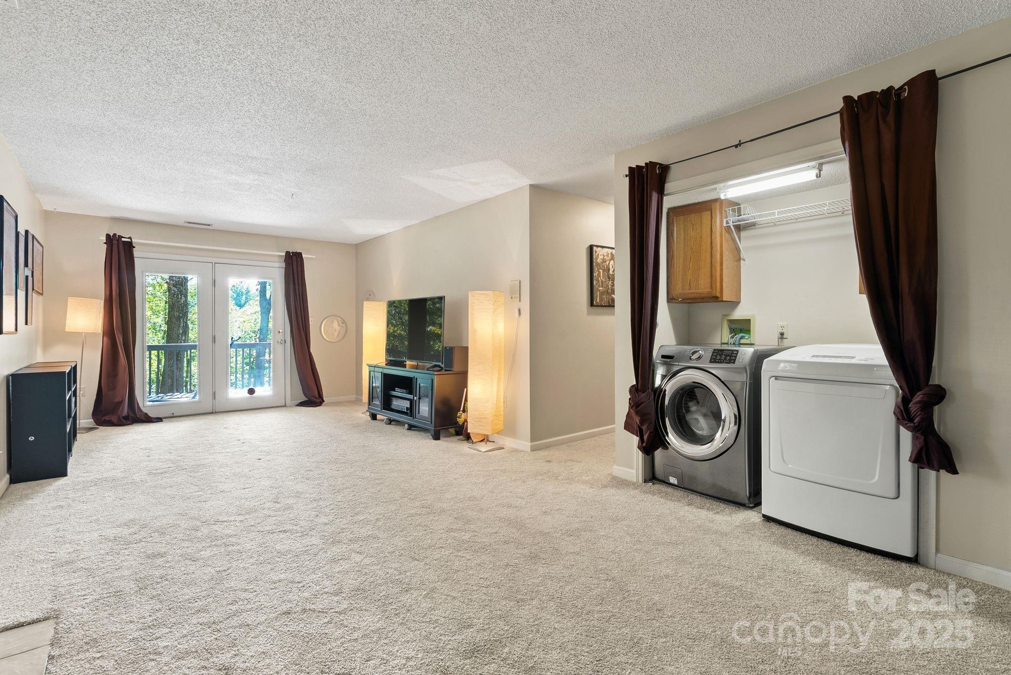 28 Foxberry Drive — Arden