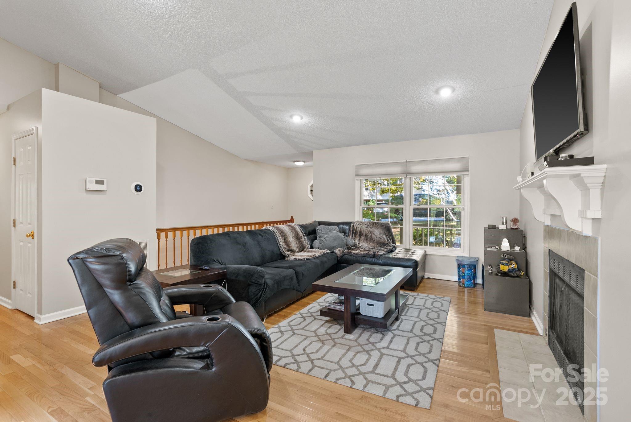 28 Foxberry Drive — Arden