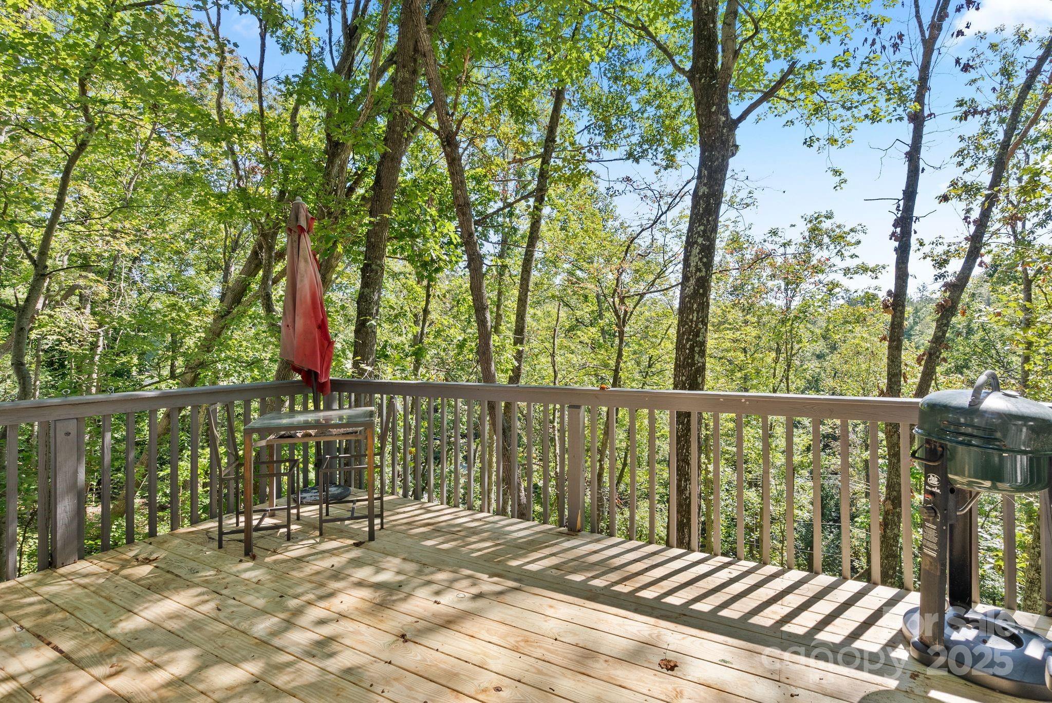 28 Foxberry Drive — Arden