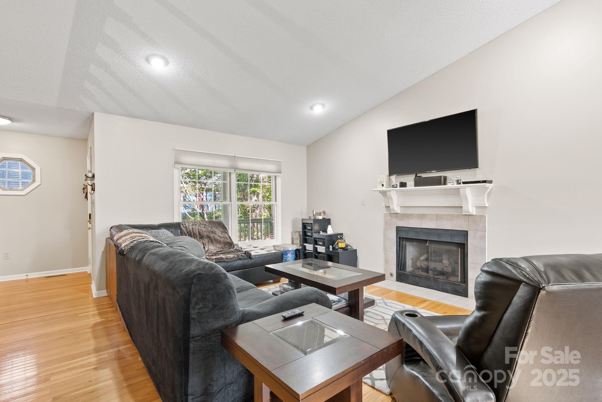 28 Foxberry Drive — Arden